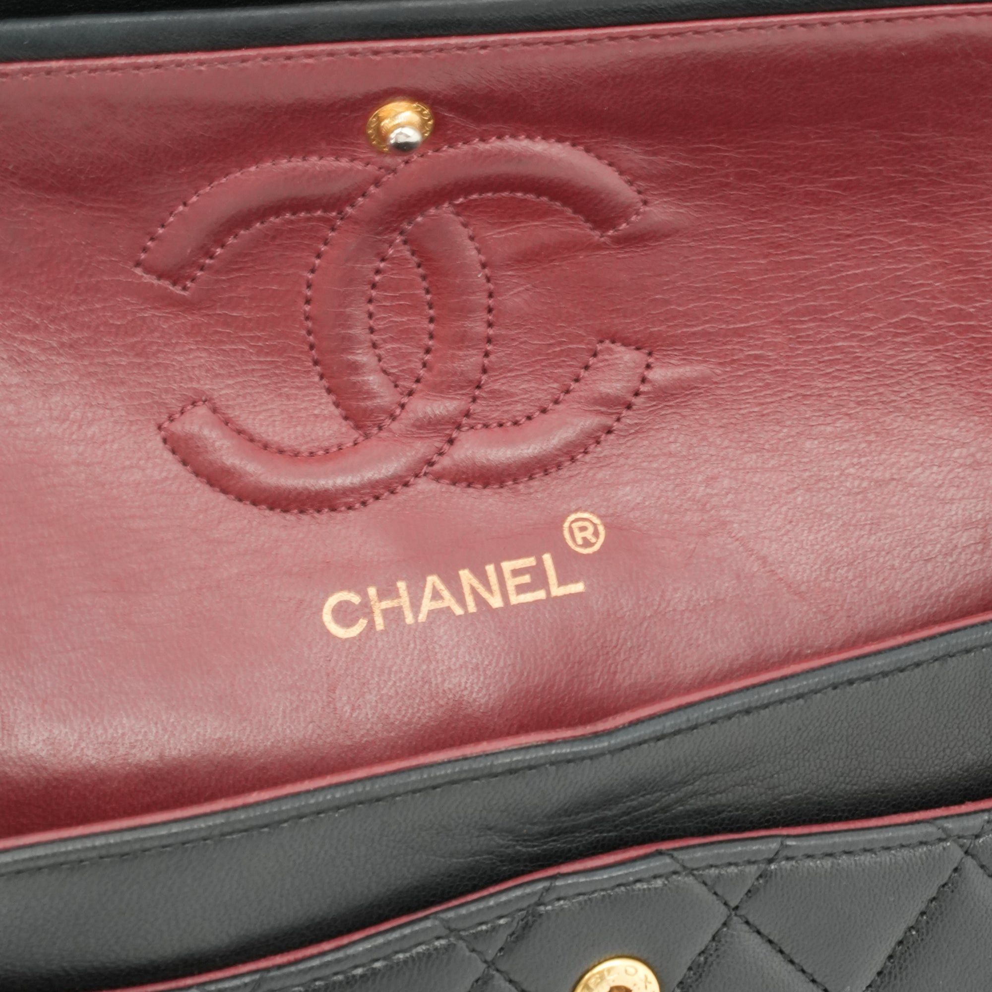 Chanel CHANEL - Chanel Classic/Timeless small handbag in vintage black quilted leather Size ONE SIZE - 10 Thumbnail