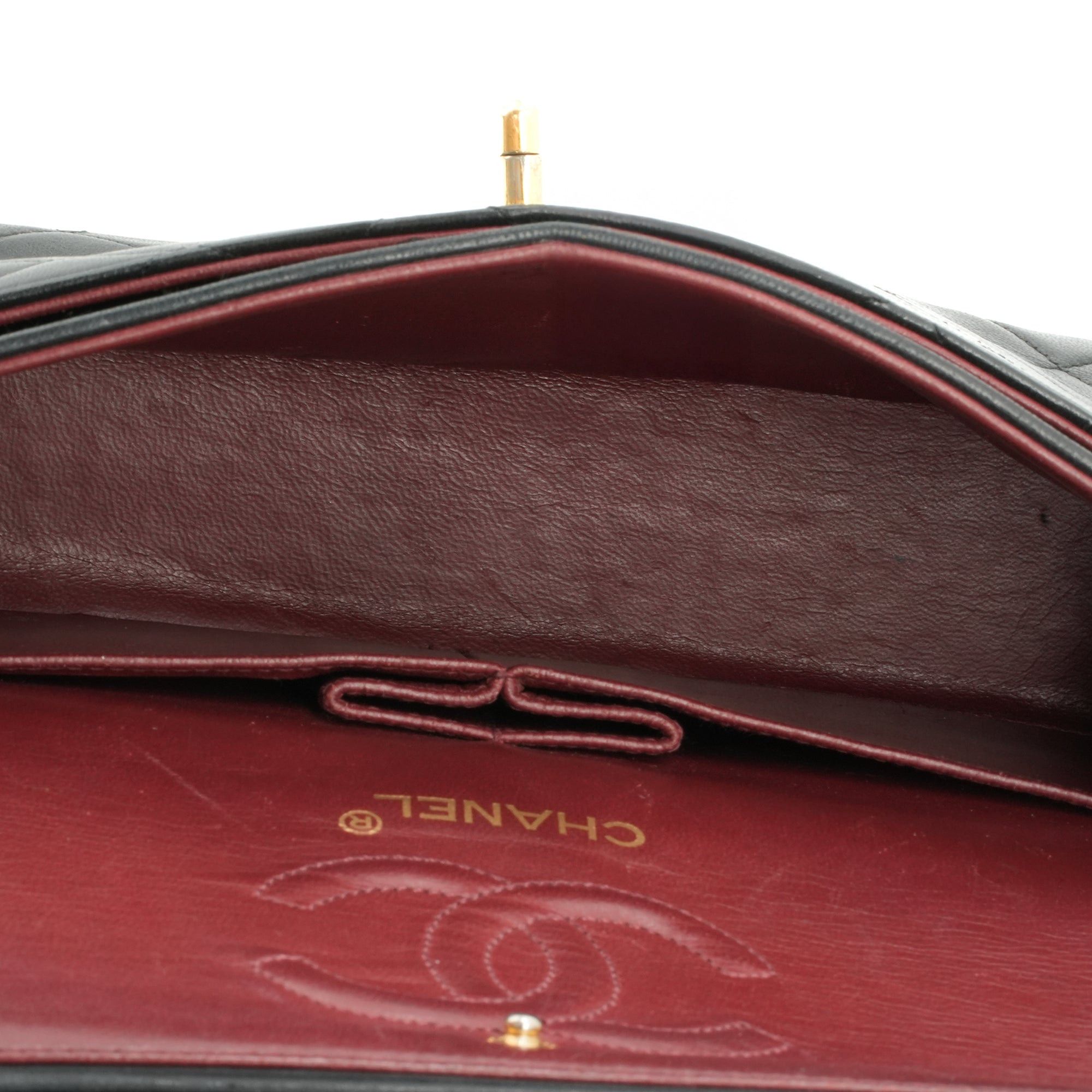Chanel CHANEL - Chanel Classic/Timeless small handbag in vintage black quilted leather Size ONE SIZE - 12 Thumbnail
