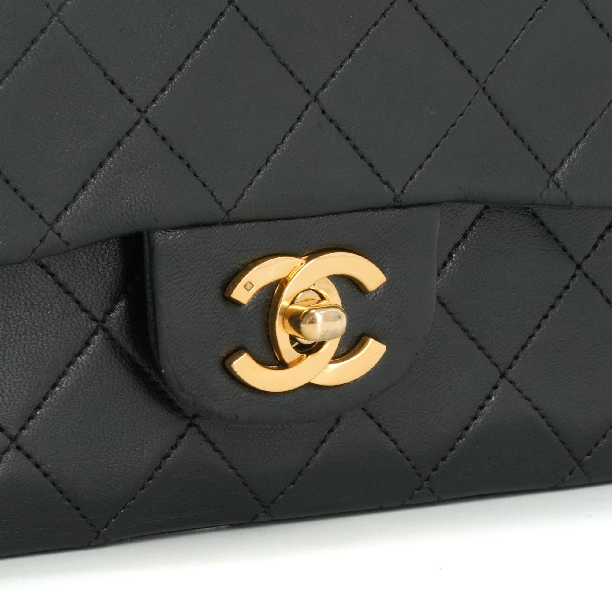Chanel CHANEL - Chanel Classic/Timeless small handbag in vintage black quilted leather Size ONE SIZE - 5 Thumbnail