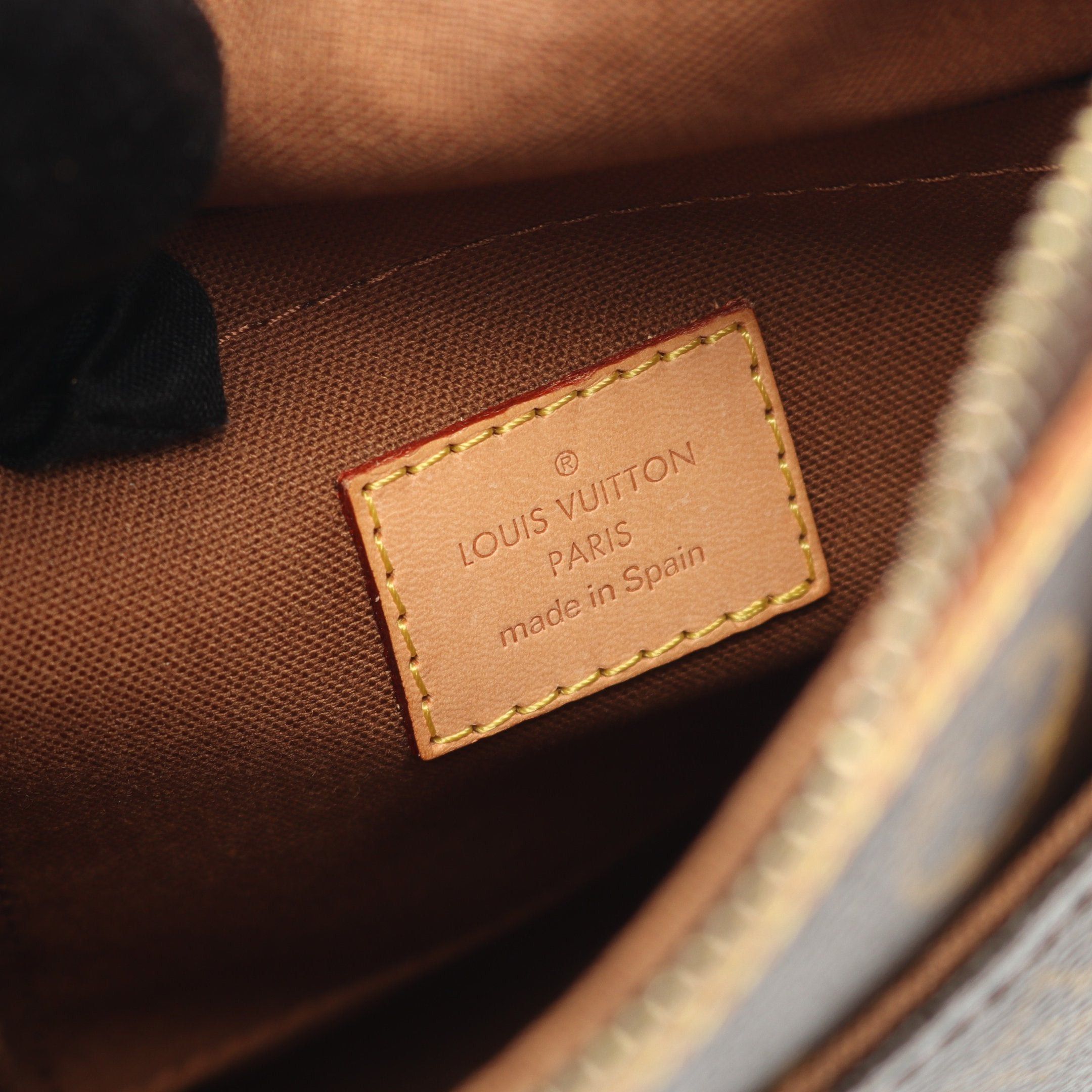 Louis Vuitton Louis Vuitton Odeon Pm Monogram Shoulder Bag Leather Brown Size ONE SIZE - 4 Thumbnail