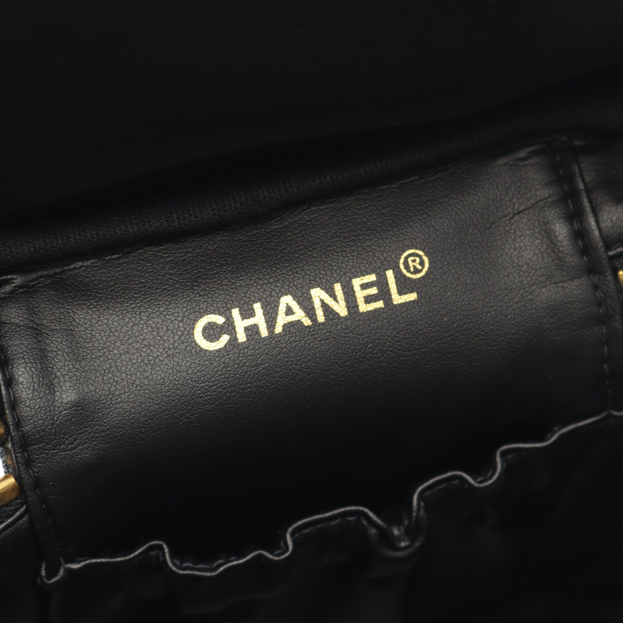 Chanel Chanel Coco Mark Handbag Vanity Bag Caviar Skin Black Gold Hardware Size ONE SIZE - 4 Thumbnail