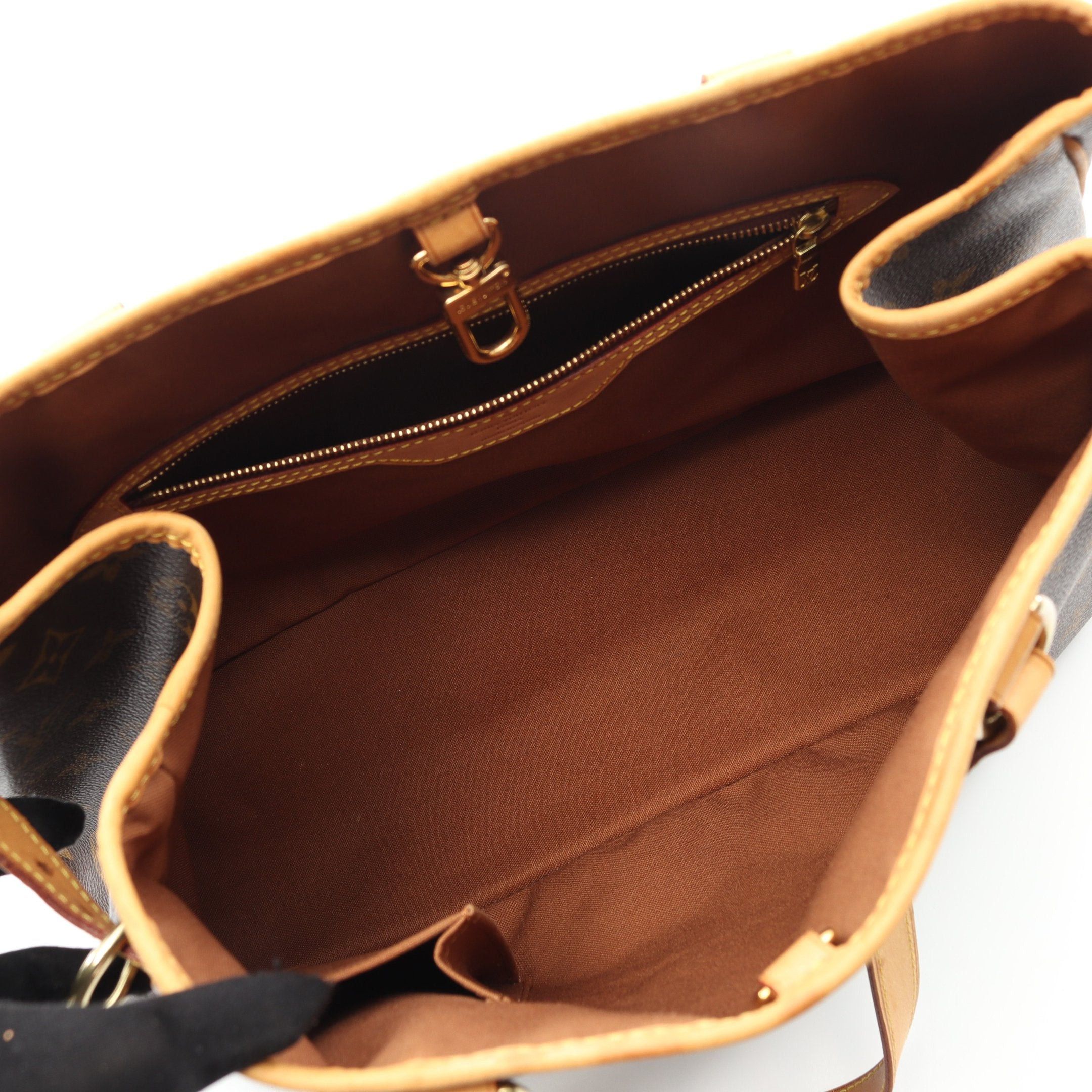 Louis Vuitton Louis Vuitton Batignolles Horizontal Monogram Shoulder Bag Leather Brown Size ONE SIZE - 3 Thumbnail