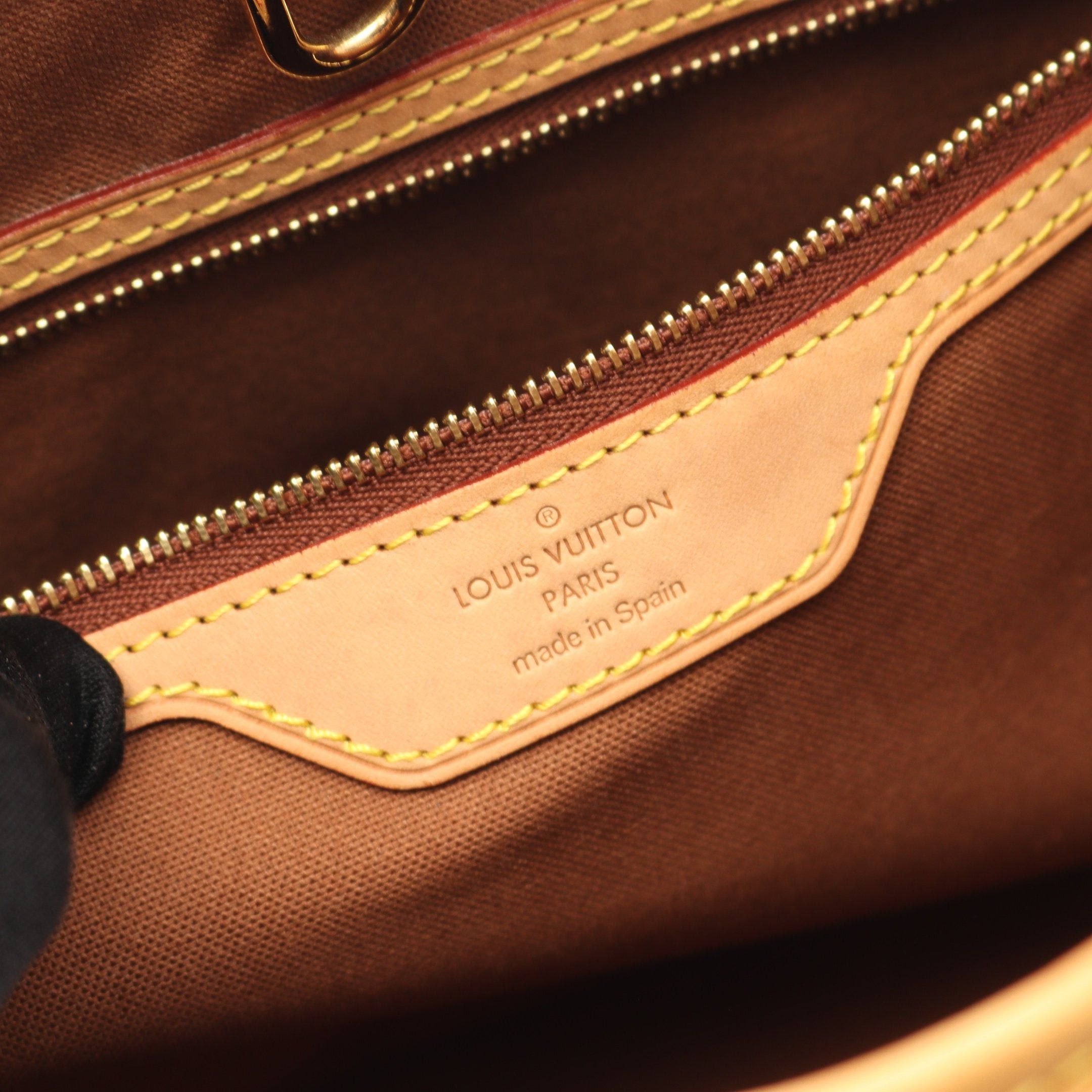 Louis Vuitton Louis Vuitton Batignolles Horizontal Monogram Shoulder Bag Leather Brown Size ONE SIZE - 4 Thumbnail