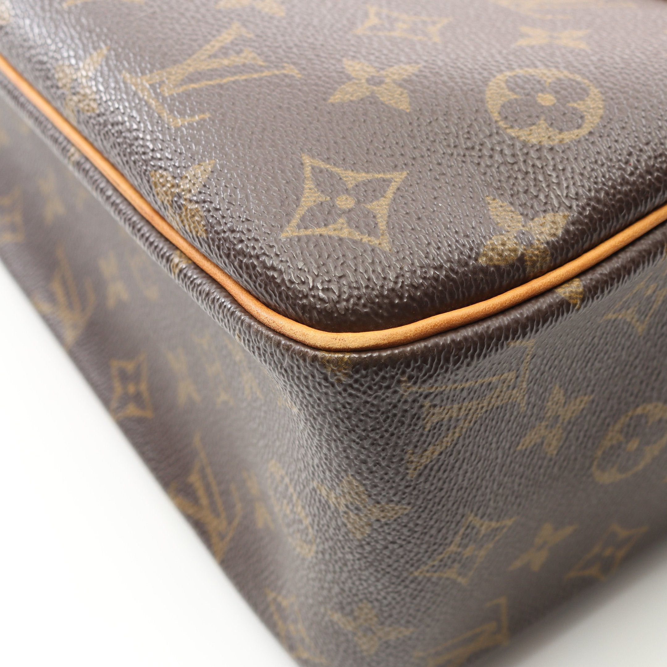 Louis Vuitton Louis Vuitton Cite Gm Monogram Shoulder Bag Leather Brown Size ONE SIZE - 9 Thumbnail