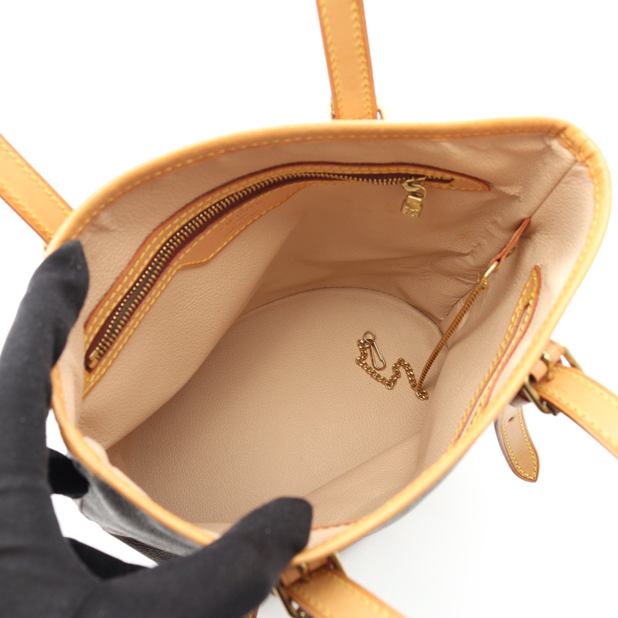 Louis Vuitton Louis Vuitton Bucket Pm Monogram Handbag Leather Brown Size ONE SIZE - 3 Thumbnail