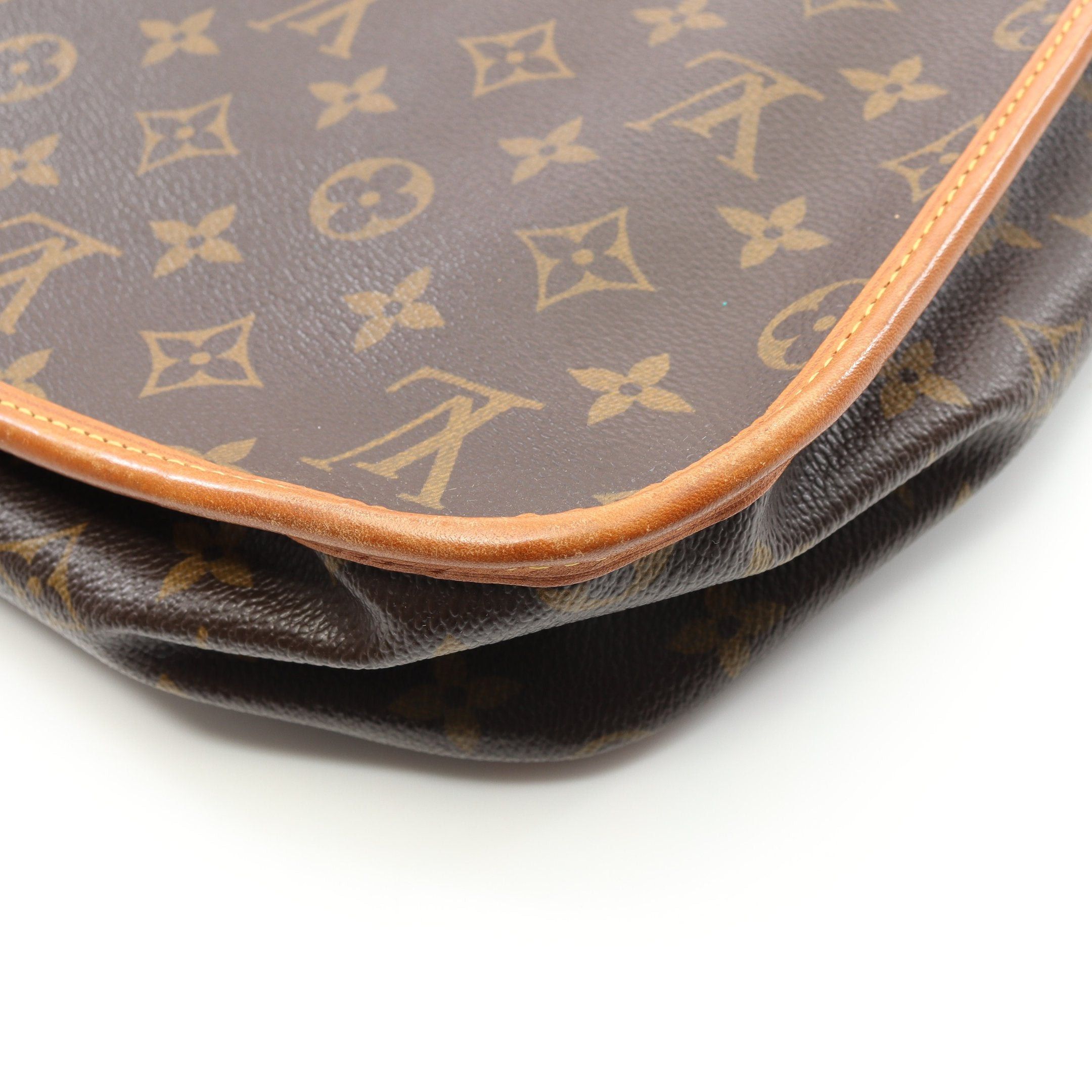 Louis Vuitton Louis Vuitton Messenger Gm Bosforo Monogram Shoulder Bag Leather Brown Size ONE SIZE - 8 Thumbnail