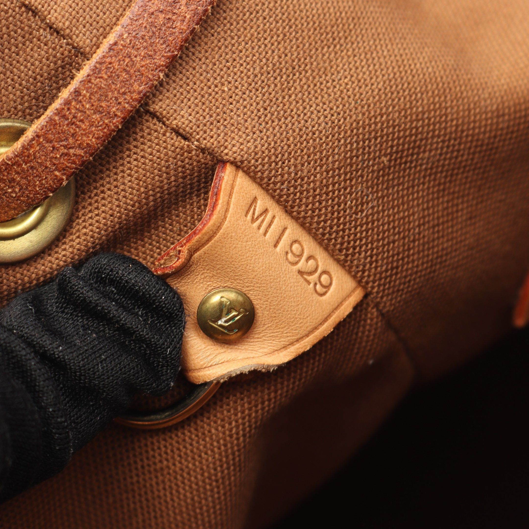 Louis Vuitton Louis Vuitton Montsouris Gm Monogram Backpack Rucksack Leather Brown Size ONE SIZE - 5 Thumbnail
