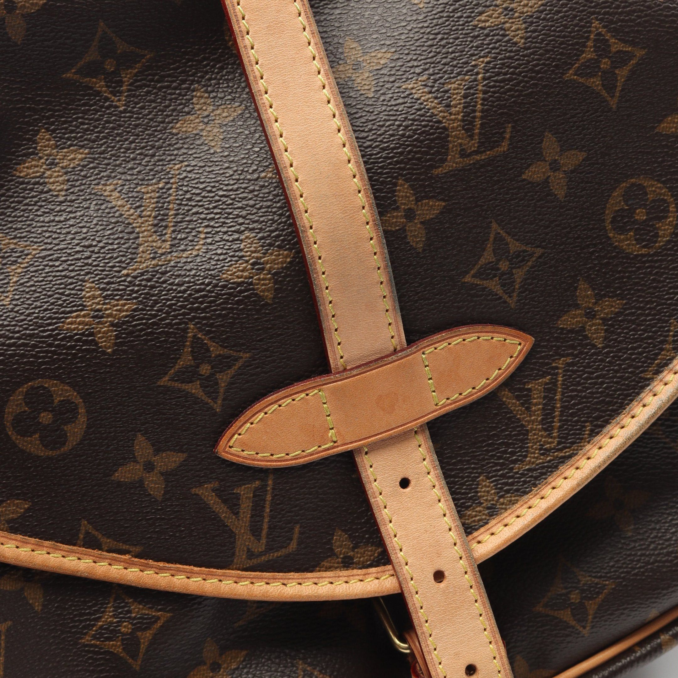 Louis Vuitton Louis Vuitton Saumur 30 Monogram Shoulder Bag Leather Brown Size ONE SIZE - 8 Thumbnail