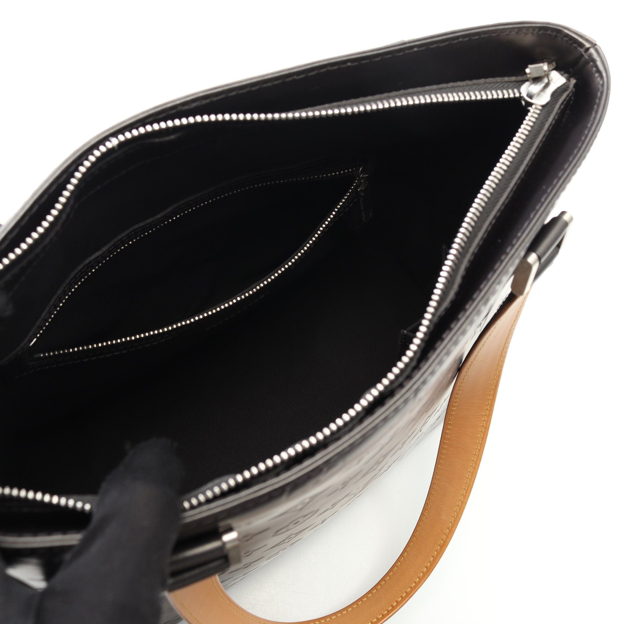 Louis Vuitton Louis Vuitton Stockton Monogram Mat Noir Handbag Leather Black Size ONE SIZE - 3 Thumbnail