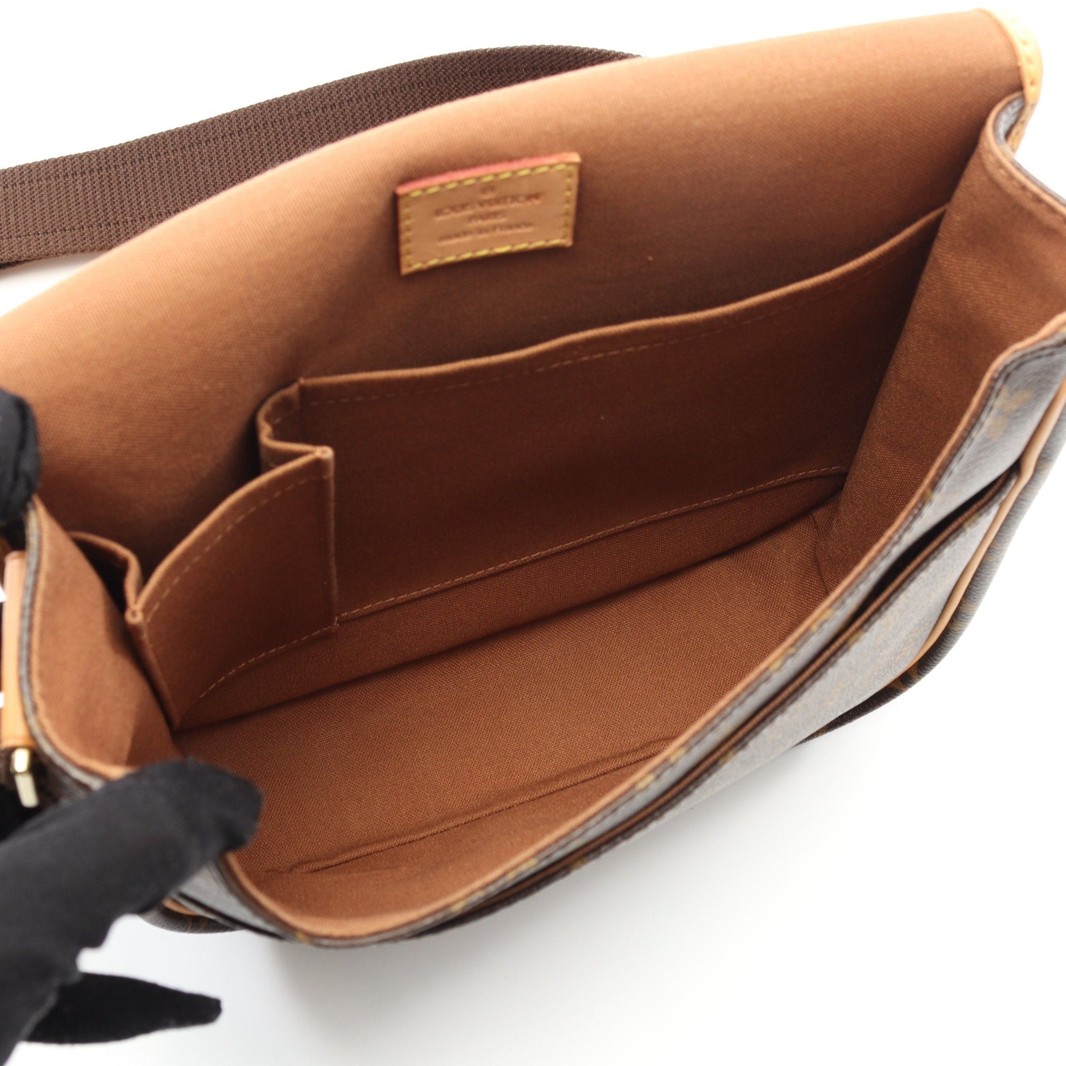 Louis Vuitton Louis Vuitton Messenger Pm Bosforo Monogram Shoulder Bag Leather Brown Size ONE SIZE - 3 Thumbnail