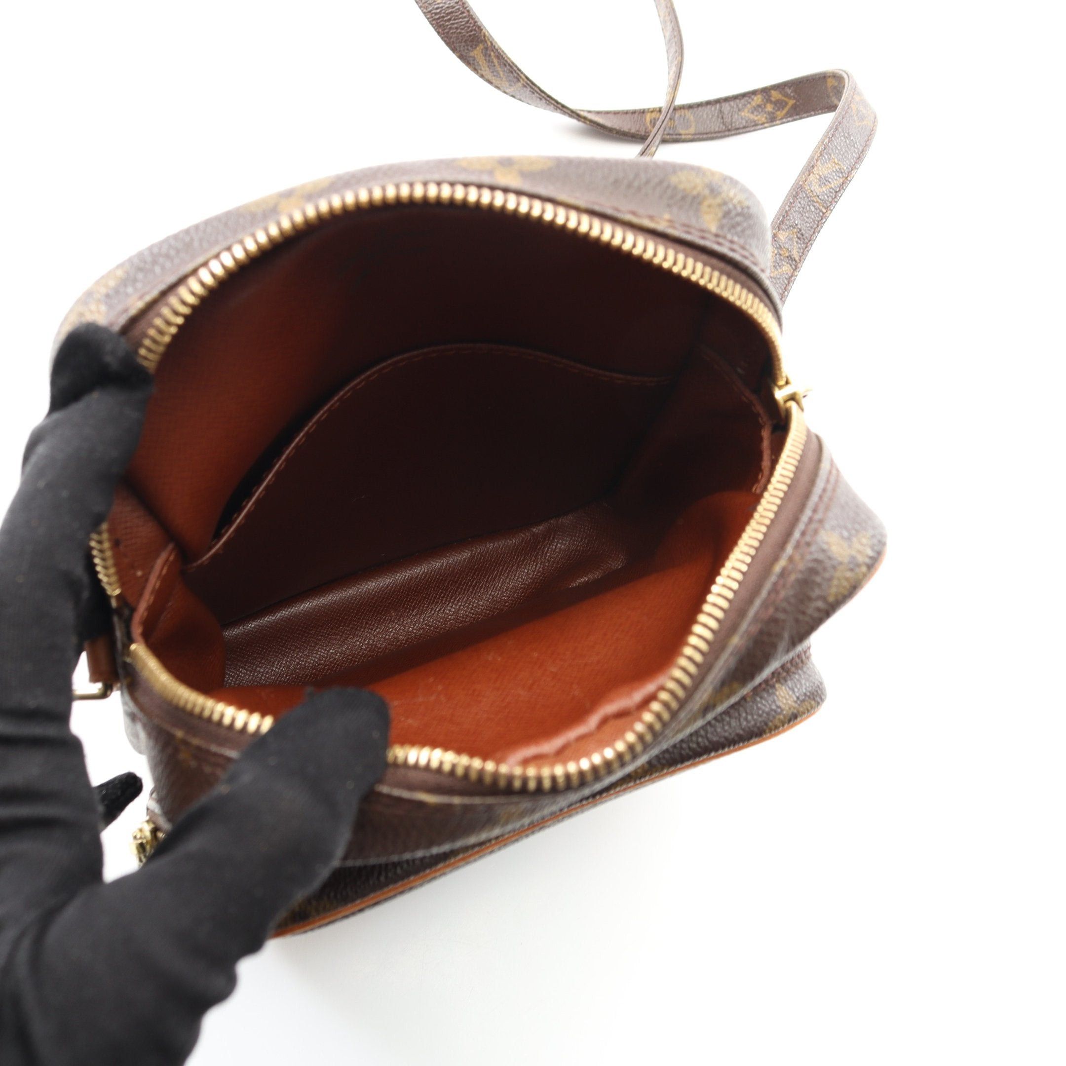 Louis Vuitton Louis Vuitton Amazon Monogram Shoulder Bag Leather Brown Size ONE SIZE - 3 Thumbnail