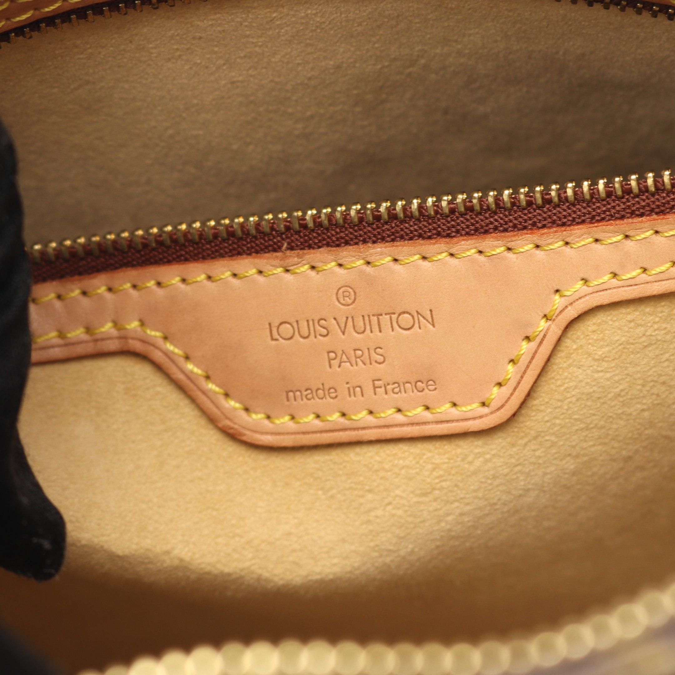 Louis Vuitton Louis Vuitton Looping Gm Monogram Shoulder Bag Leather Brown Size ONE SIZE - 4 Thumbnail