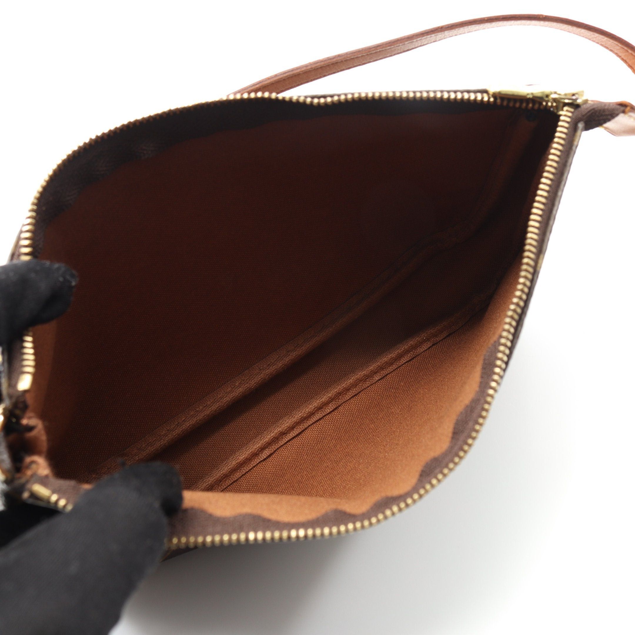 Louis Vuitton Louis Vuitton Pochette Accessoires Monogram Handbag Leather Brown Size ONE SIZE - 3 Thumbnail