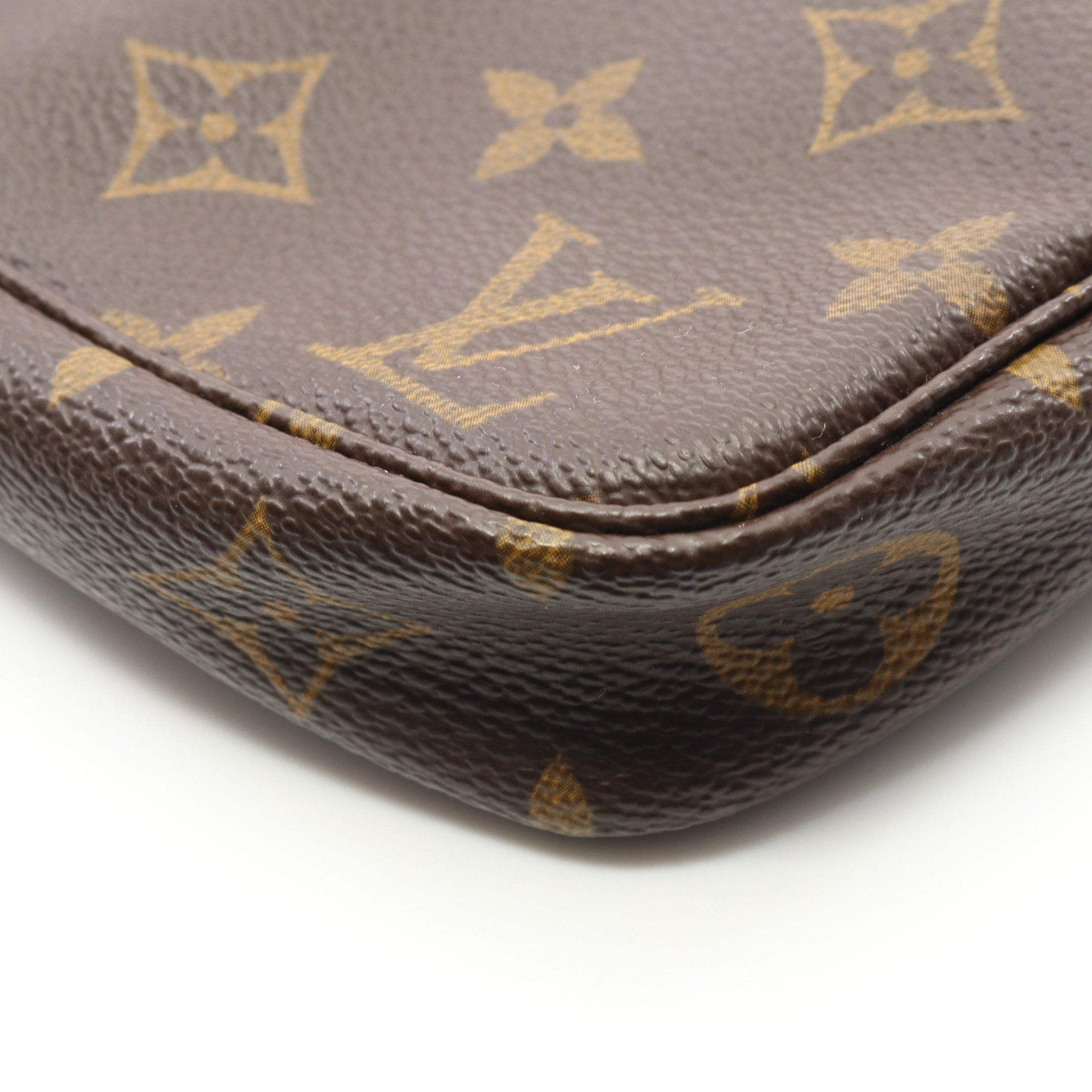Louis Vuitton Louis Vuitton Pochette Accessoires Monogram Handbag Leather Brown Size ONE SIZE - 8 Thumbnail
