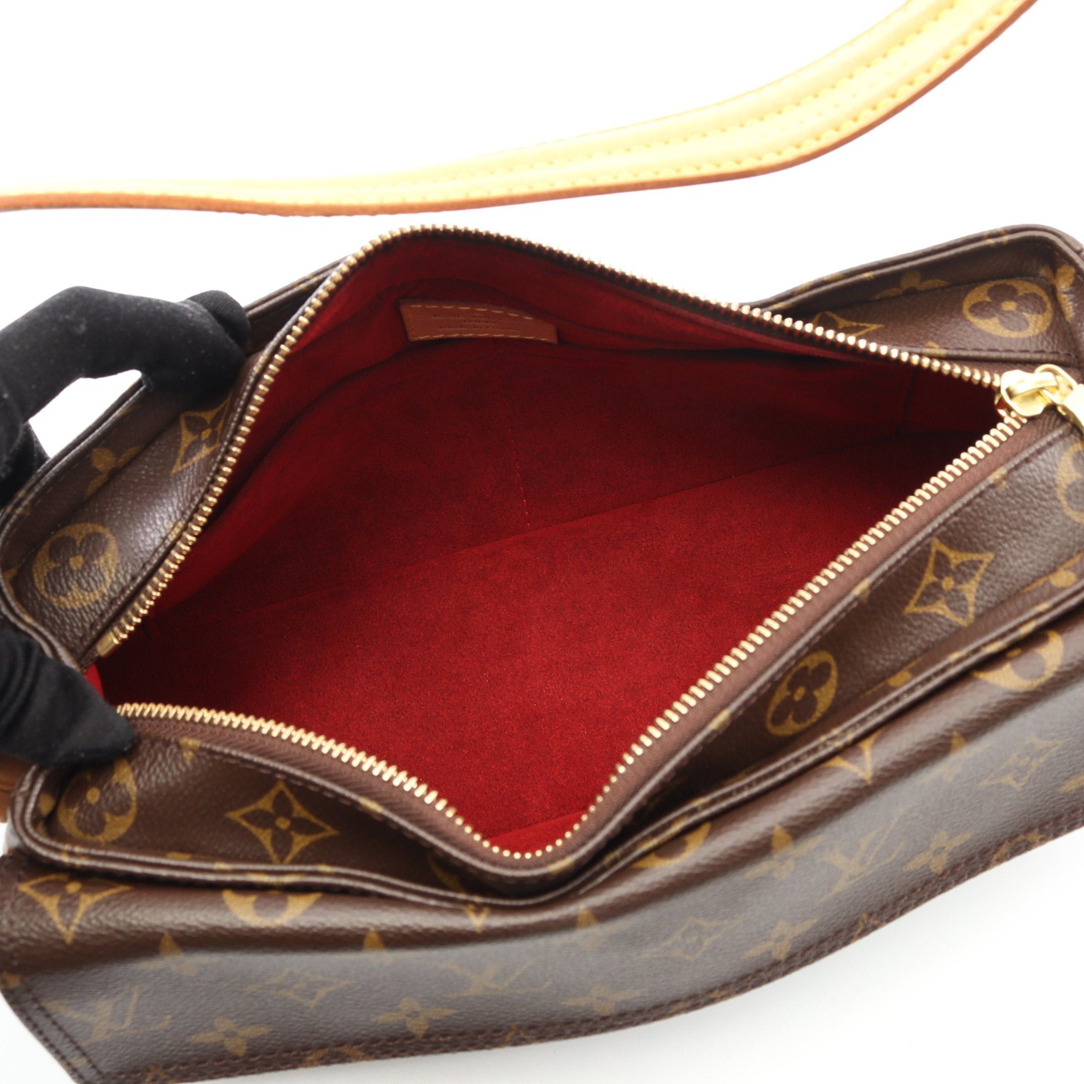 Louis Vuitton Louis Vuitton Vivacite Mm Monogram Shoulder Bag Leather Brown Size ONE SIZE - 3 Thumbnail