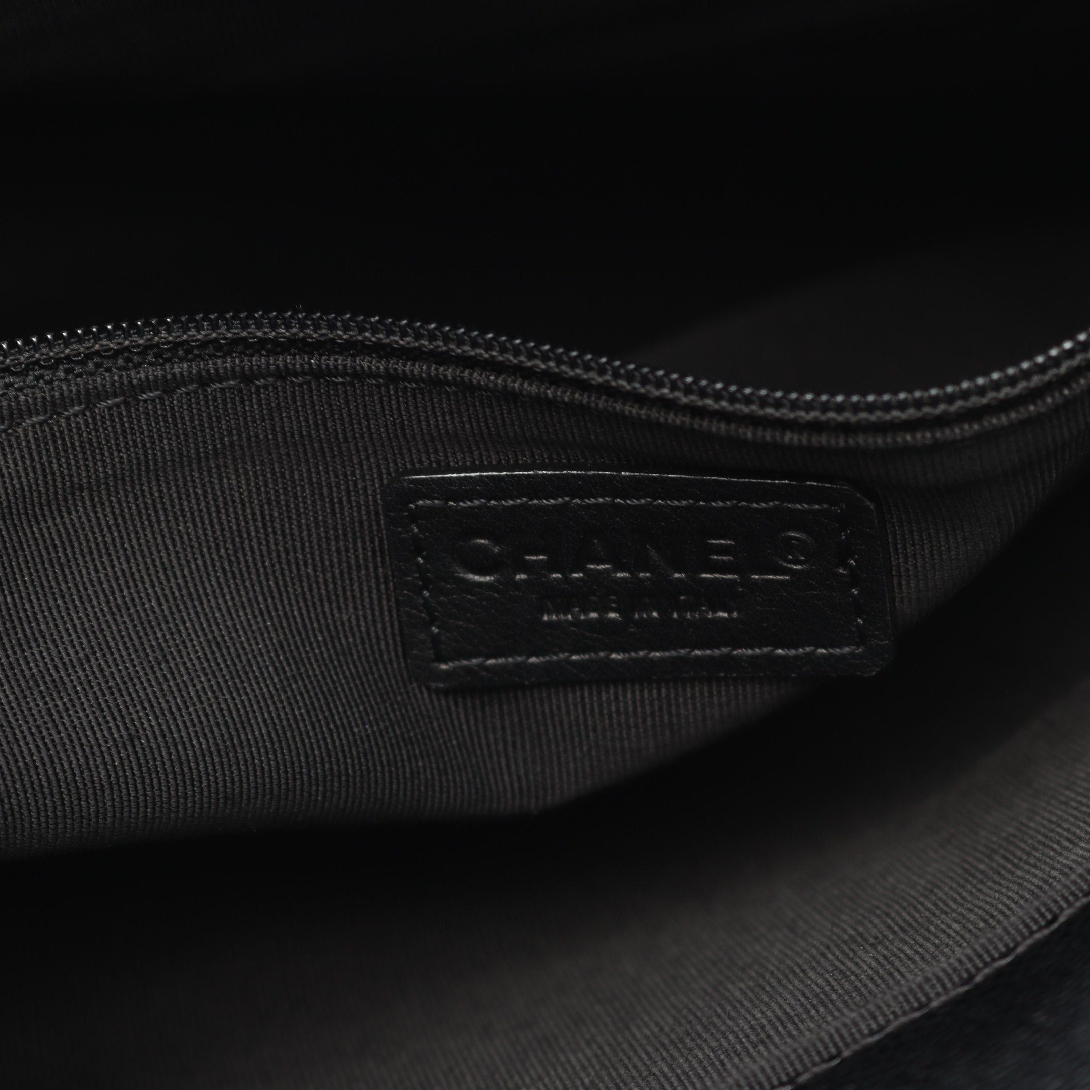 Chanel Chanel Coco Mark Shoulder Bag Tote Caviar Skin Black Hardware Size ONE SIZE - 4 Thumbnail