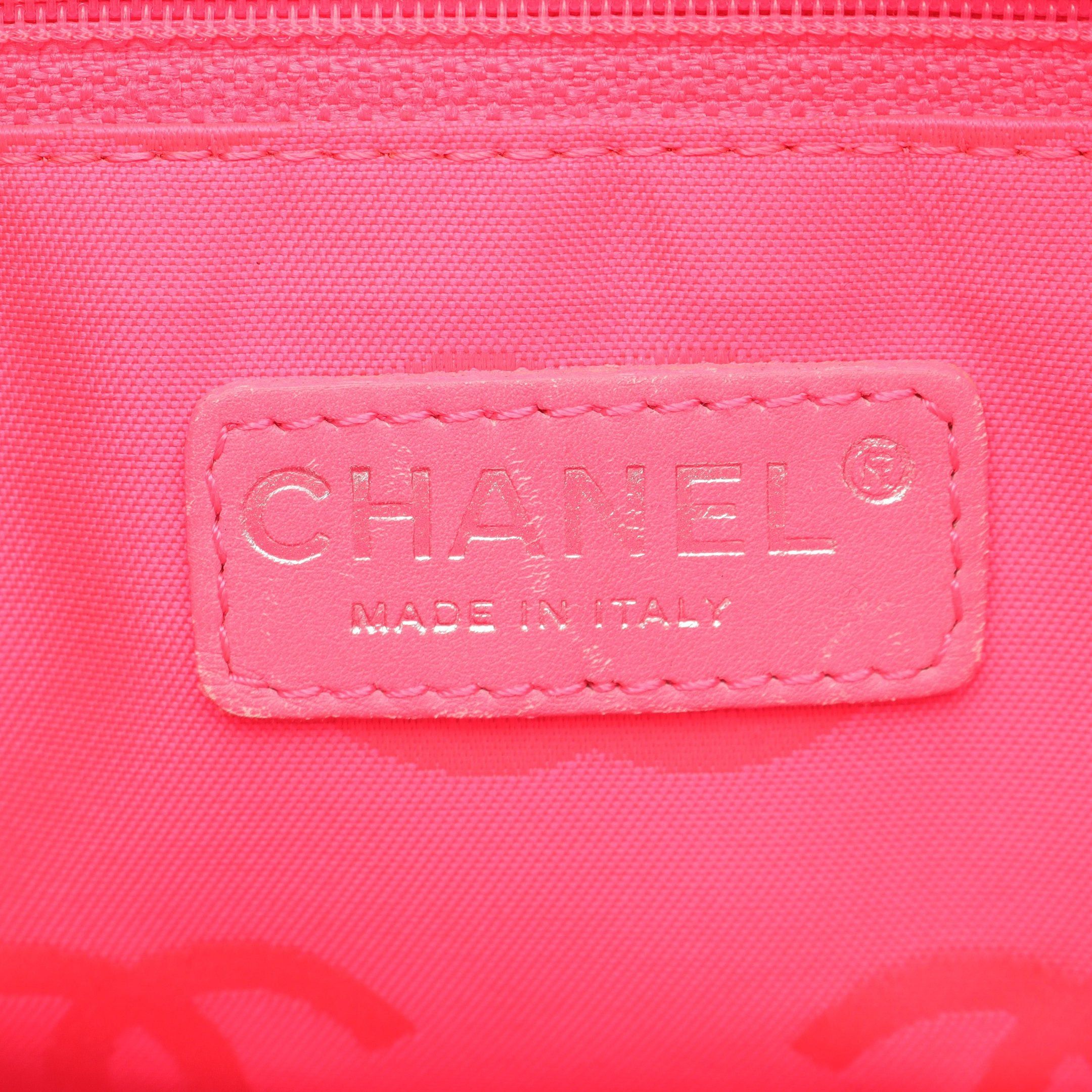 Chanel Chanel Cambon Line Large Shoulder Bag Tote Leather Patent Black Silver Hardware Size ONE SIZE - 4 Thumbnail