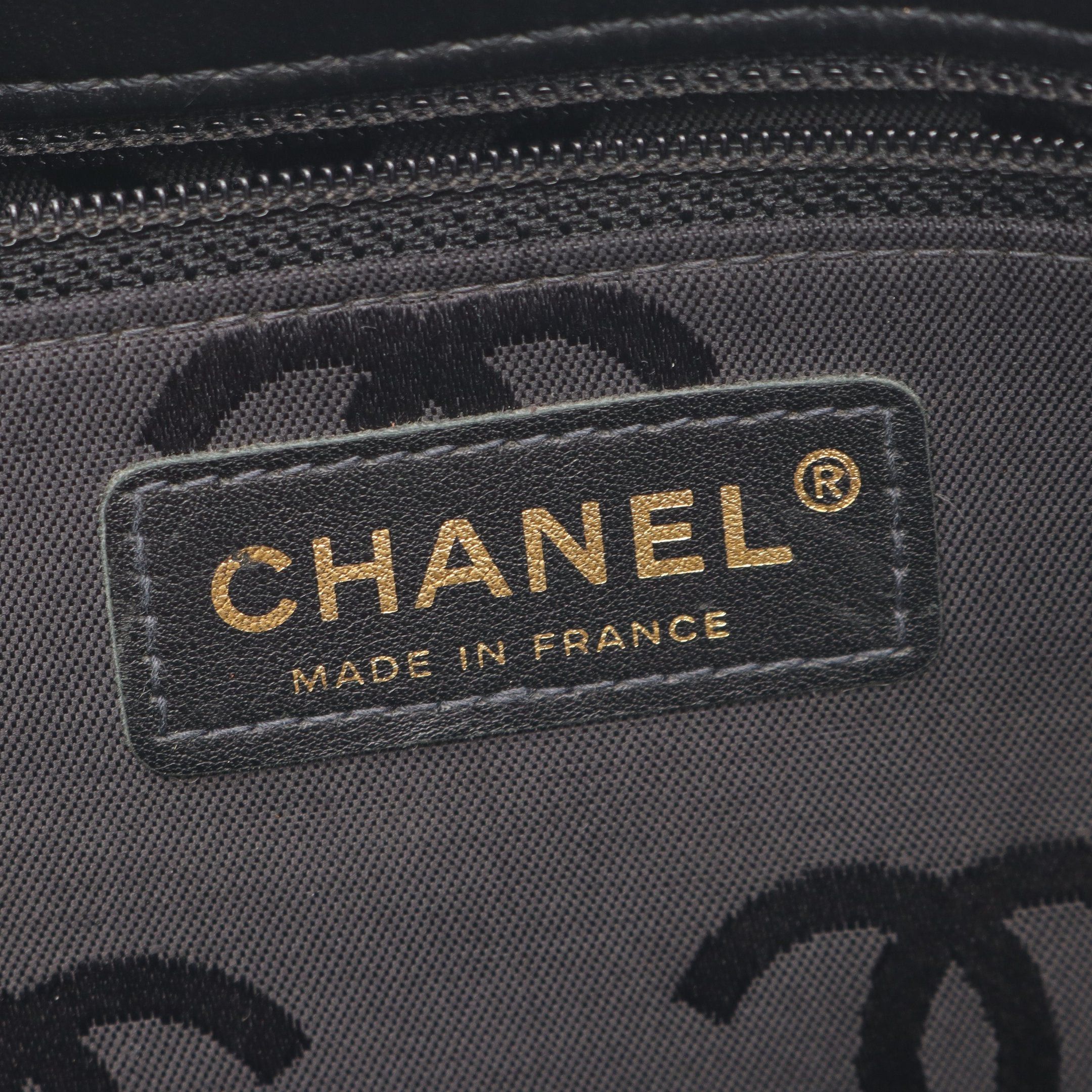 Chanel Chanel Wild Stitch Handbag Tote Bag Leather Black Gold Hardware Size ONE SIZE - 4 Thumbnail