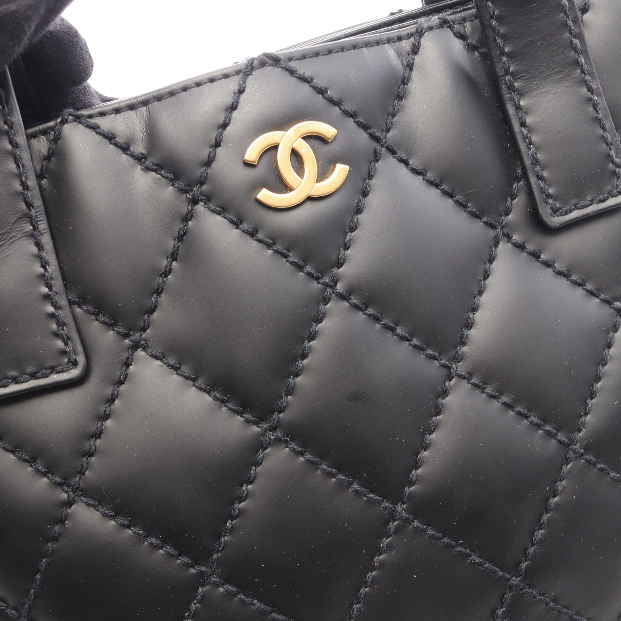 Chanel Chanel Wild Stitch Handbag Tote Bag Leather Black Gold Hardware Size ONE SIZE - 7 Thumbnail
