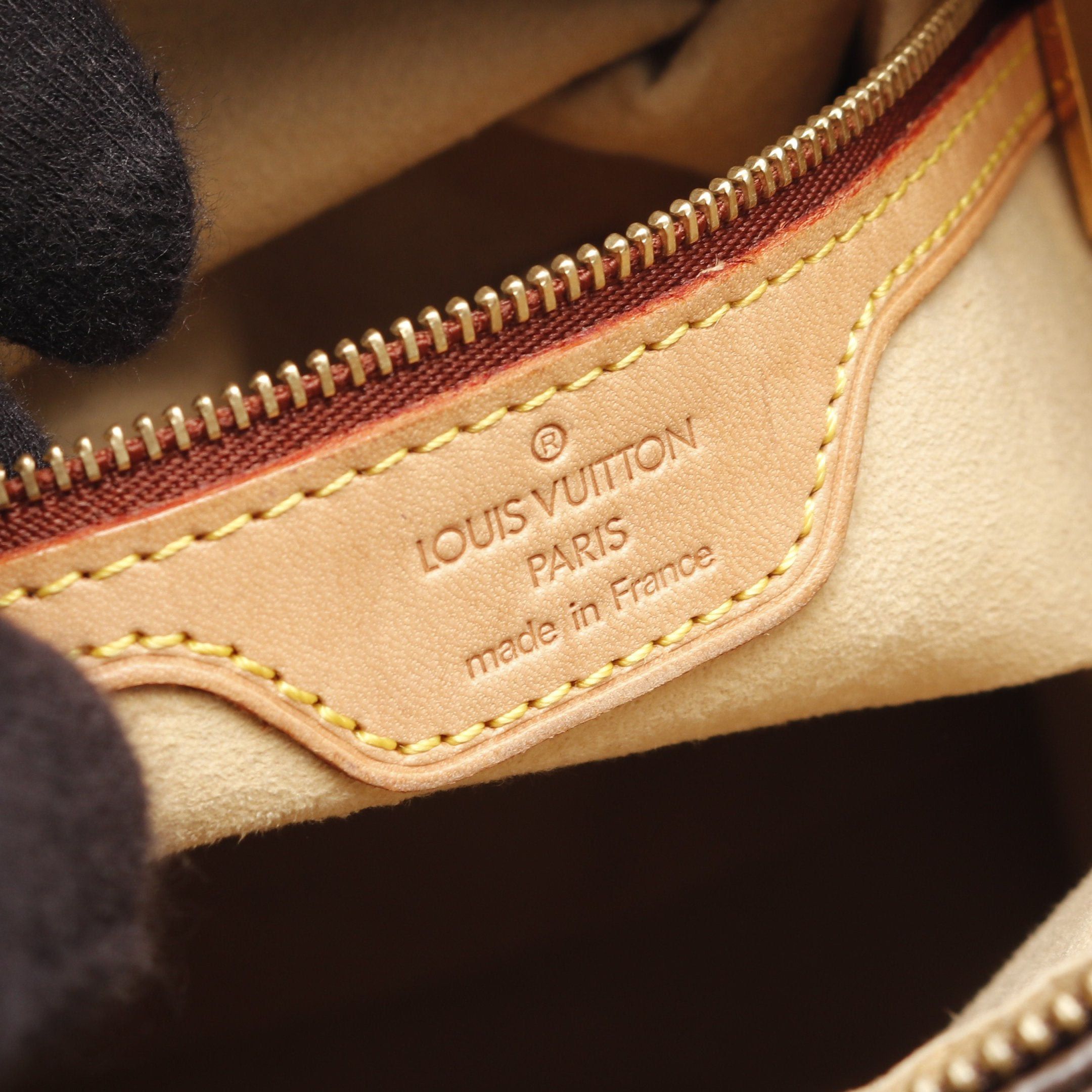 Louis Vuitton Louis Vuitton Looping Gm Monogram Shoulder Bag Leather Brown Size ONE SIZE - 4 Thumbnail