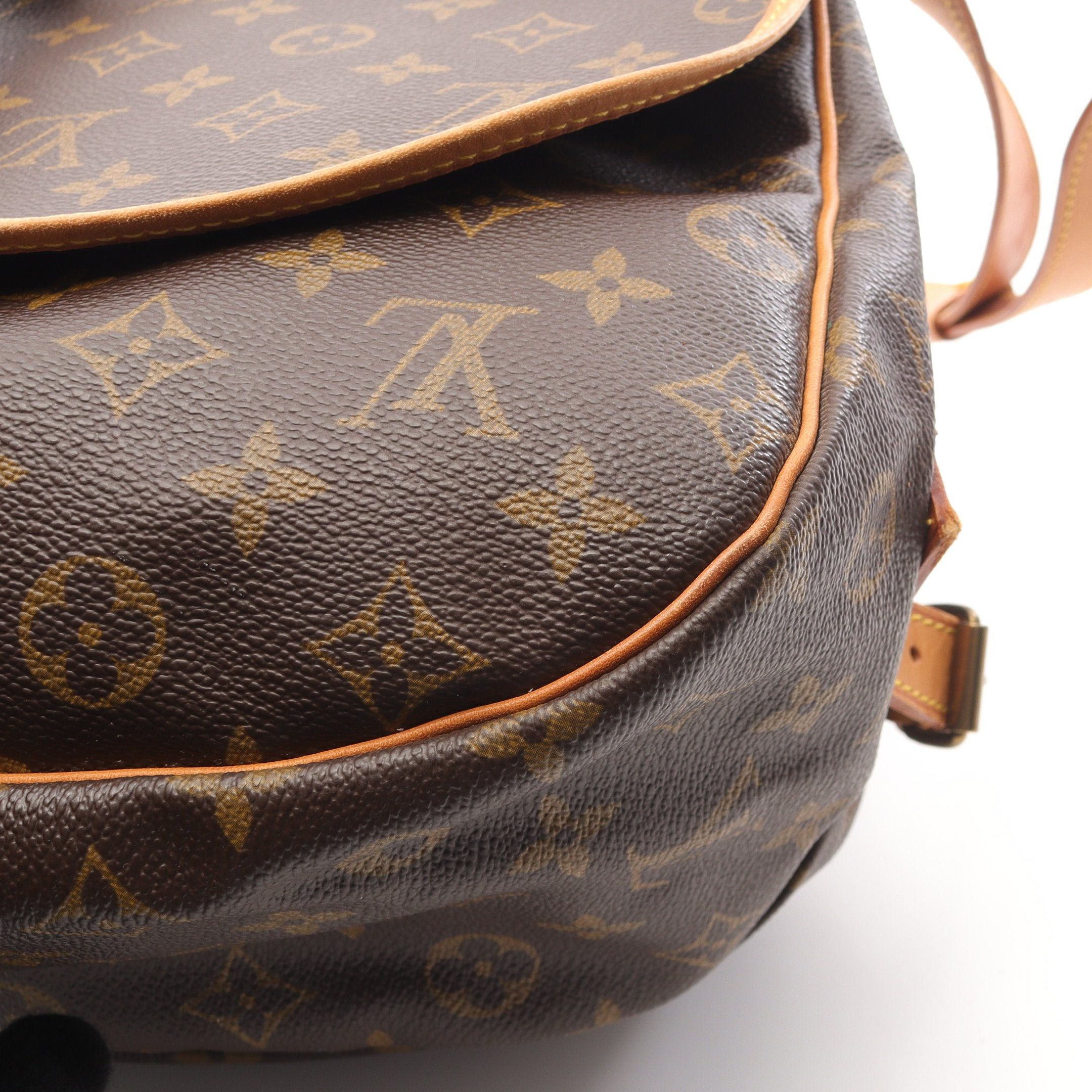 Louis Vuitton Louis Vuitton Saumur 35 Monogram Shoulder Bag Leather Brown Size ONE SIZE - 14 Thumbnail