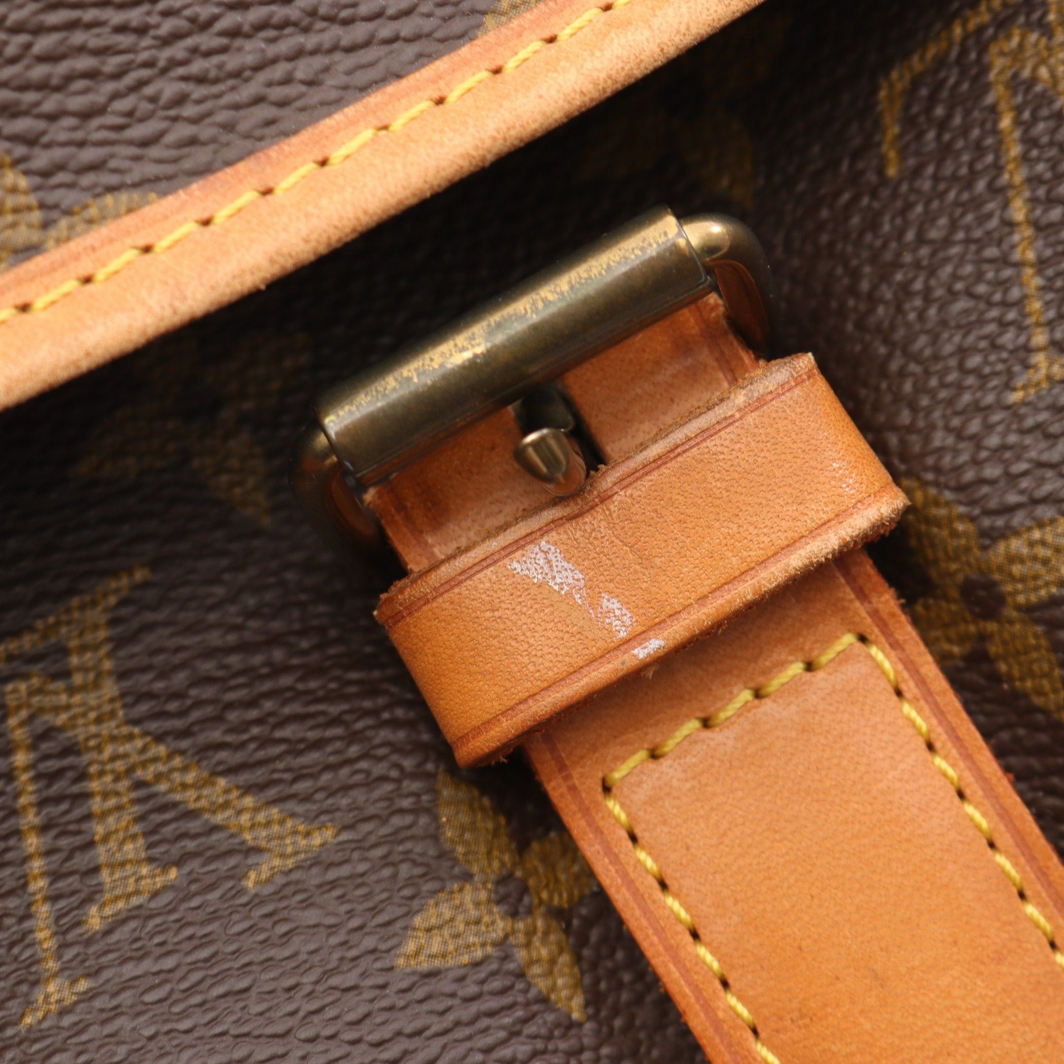 Louis Vuitton Louis Vuitton Saumur 35 Monogram Shoulder Bag Leather Brown Size ONE SIZE - 9 Thumbnail