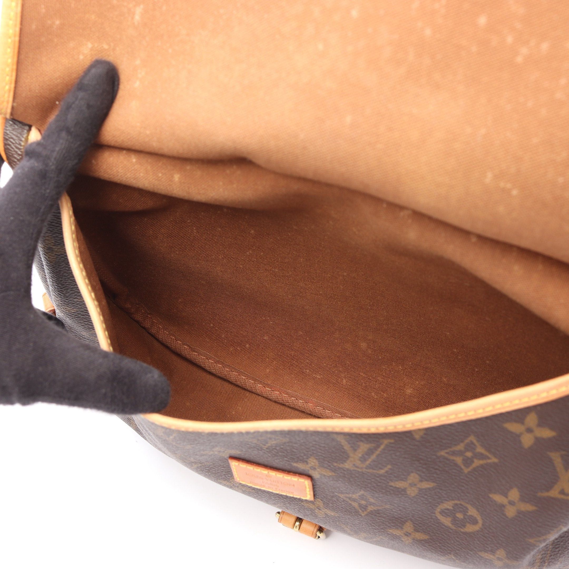 Louis Vuitton Louis Vuitton Saumur 30 Monogram Shoulder Bag Leather Brown Size ONE SIZE - 9 Thumbnail