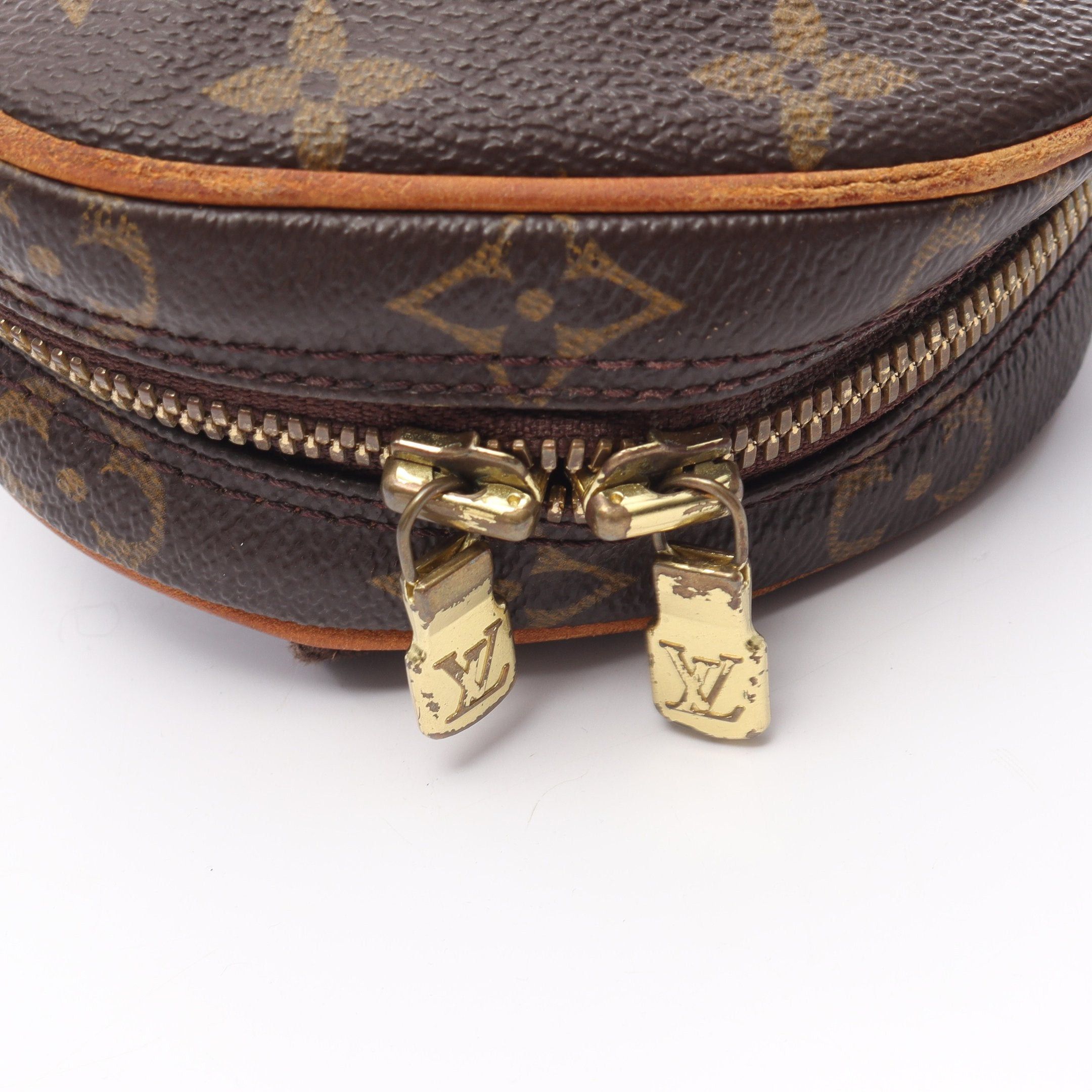 Louis Vuitton Louis Vuitton Pochette Ganju Monogram Body Bag Leather Brown Size ONE SIZE - 7 Thumbnail