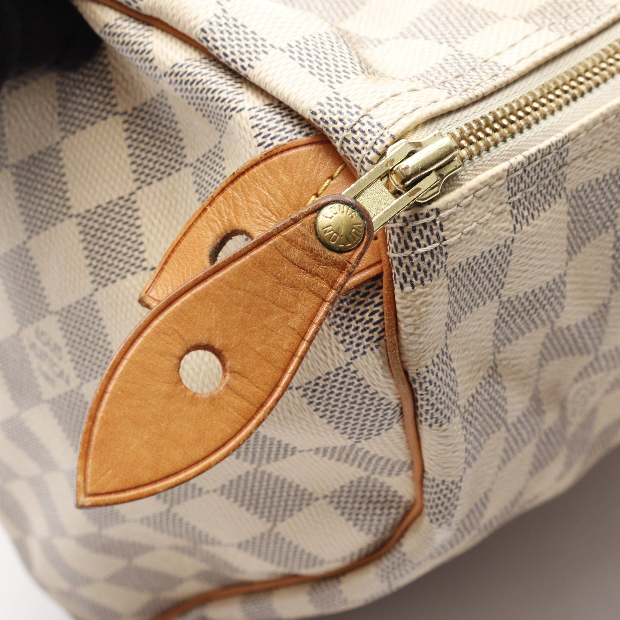 Louis Vuitton Louis Vuitton Speedy 30 Damier Azur Handbag Leather White Size ONE SIZE - 9 Thumbnail