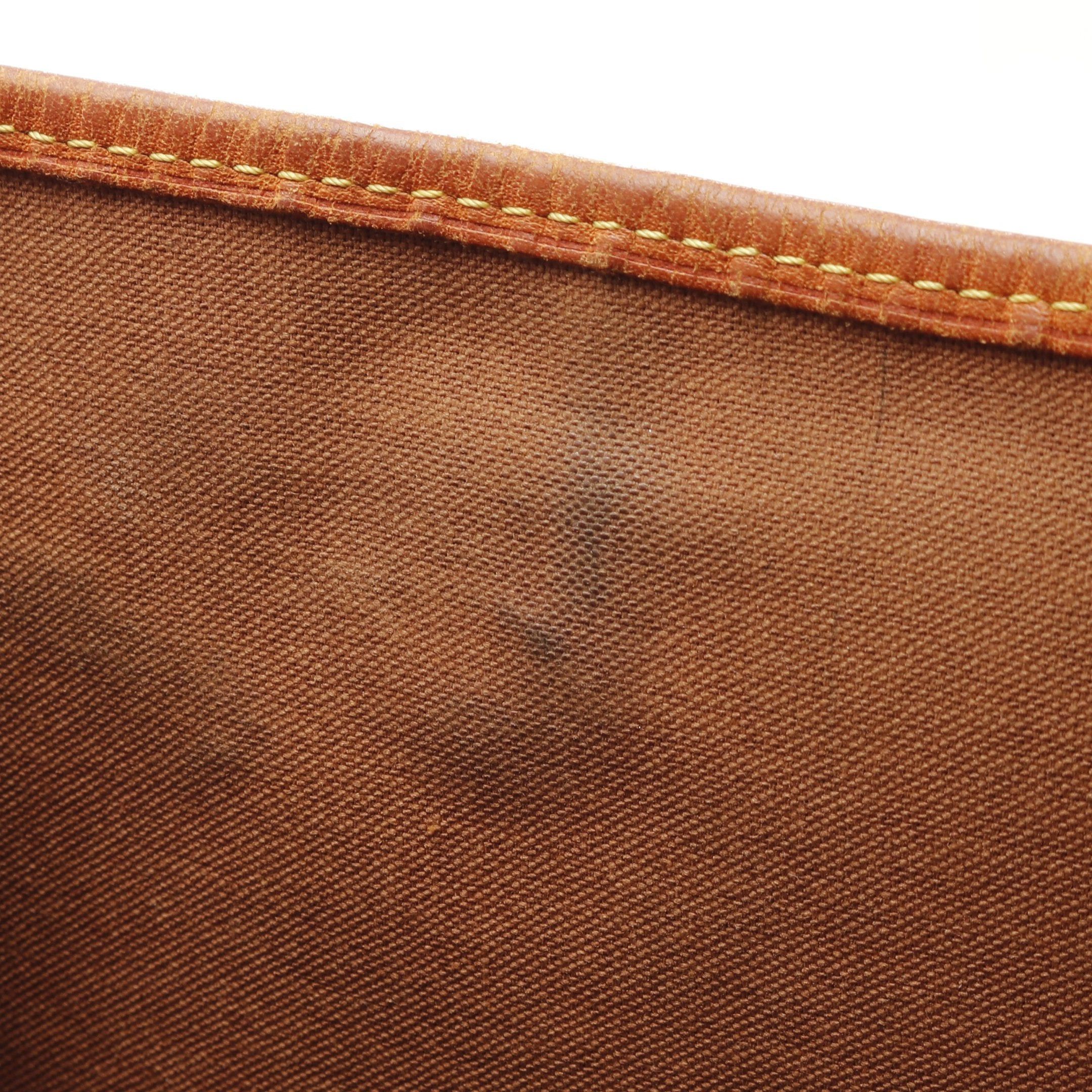 Louis Vuitton Louis Vuitton Batignolles Horizontal Monogram Shoulder Bag Leather Brown Size ONE SIZE - 12 Thumbnail