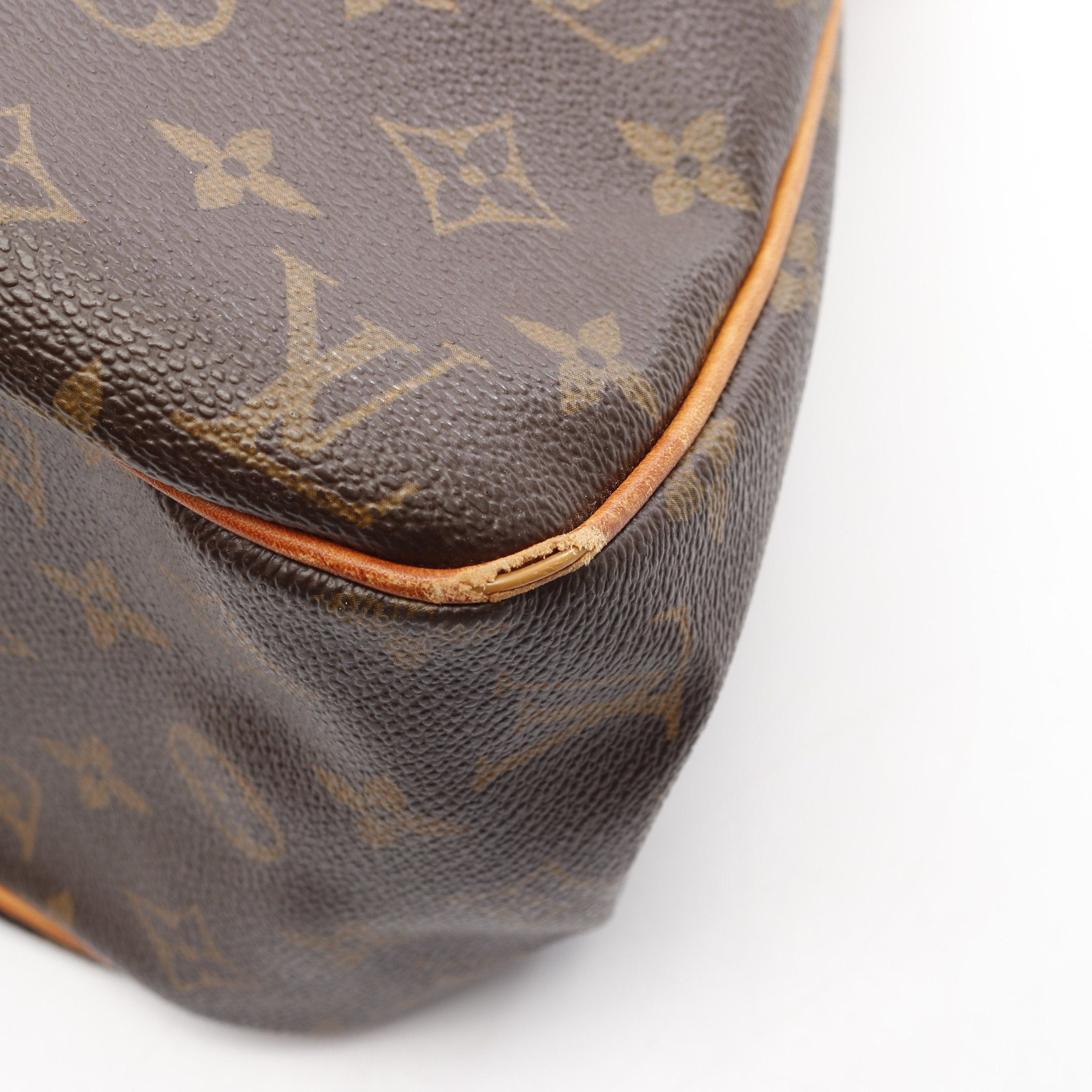 Louis Vuitton Louis Vuitton Batignolles Horizontal Monogram Shoulder Bag Leather Brown Size ONE SIZE - 10 Thumbnail