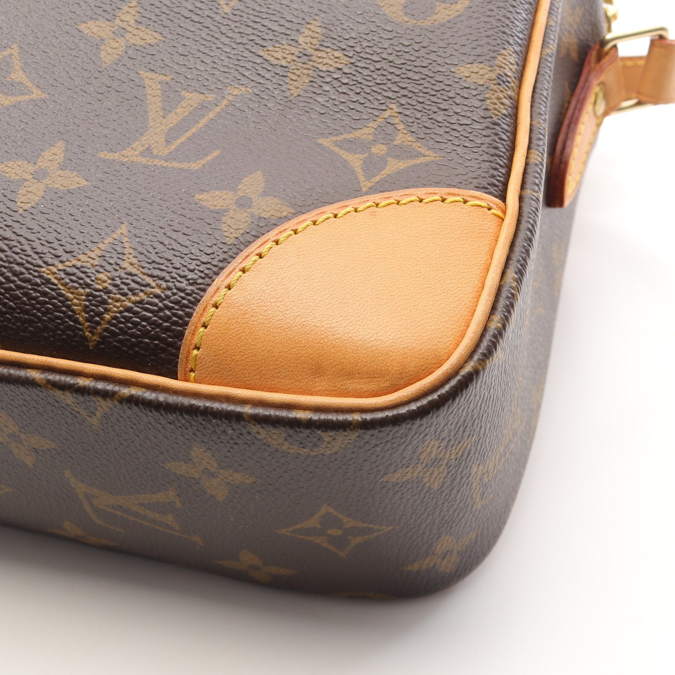Louis Vuitton Louis Vuitton Trocadero 30 Monogram Shoulder Bag Leather Brown Size ONE SIZE - 6 Thumbnail