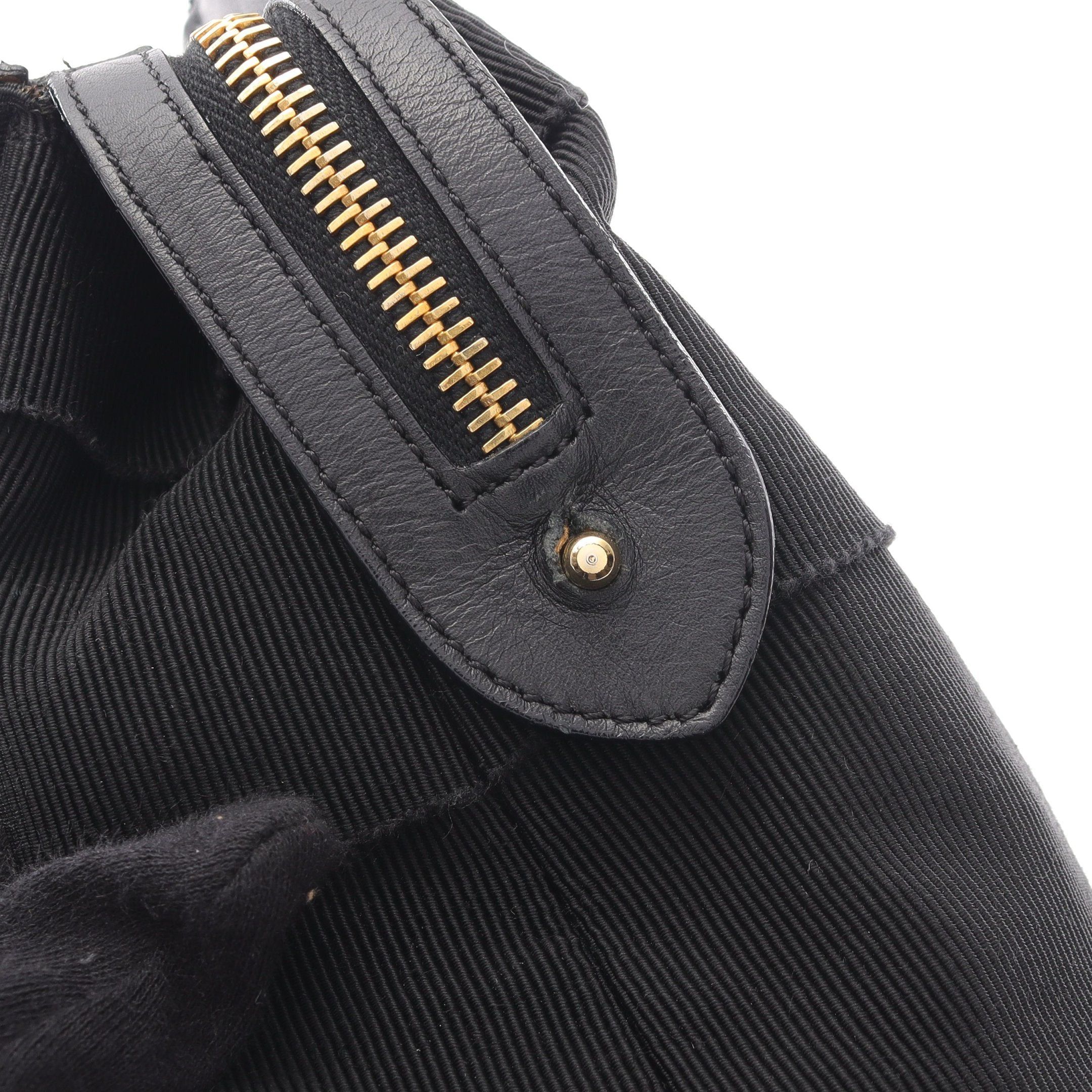 Salvatore Ferragamo Salvatore Ferragamo Vala Chain Handbag Nylon Leather Black Size ONE SIZE - 7 Thumbnail