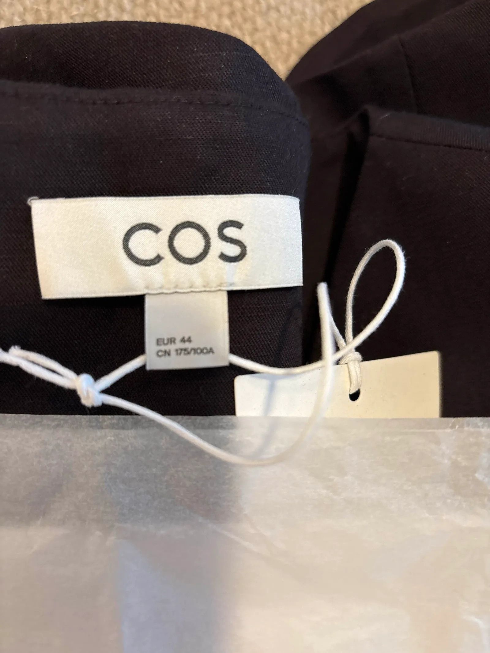 Cos Cos Croppad väst Vest Size L / US 10 / IT 46 - 3 Thumbnail