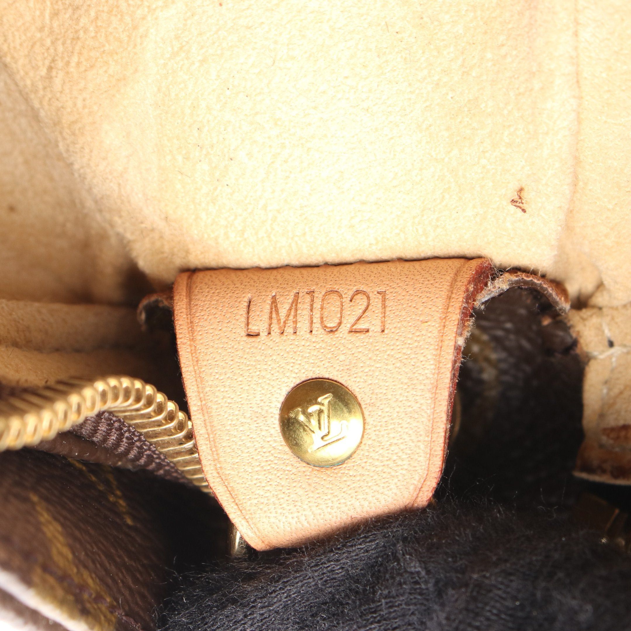 Louis Vuitton Louis Vuitton Looping Gm Monogram Shoulder Bag Leather Brown Size ONE SIZE - 5 Thumbnail