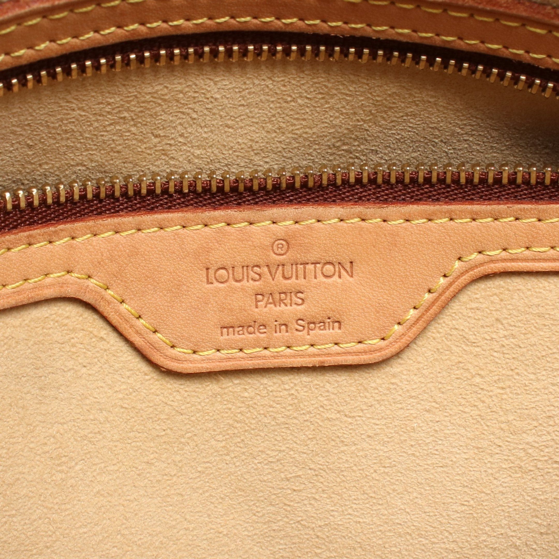 Louis Vuitton Louis Vuitton Looping Gm Monogram Shoulder Bag Leather Brown Size ONE SIZE - 4 Thumbnail