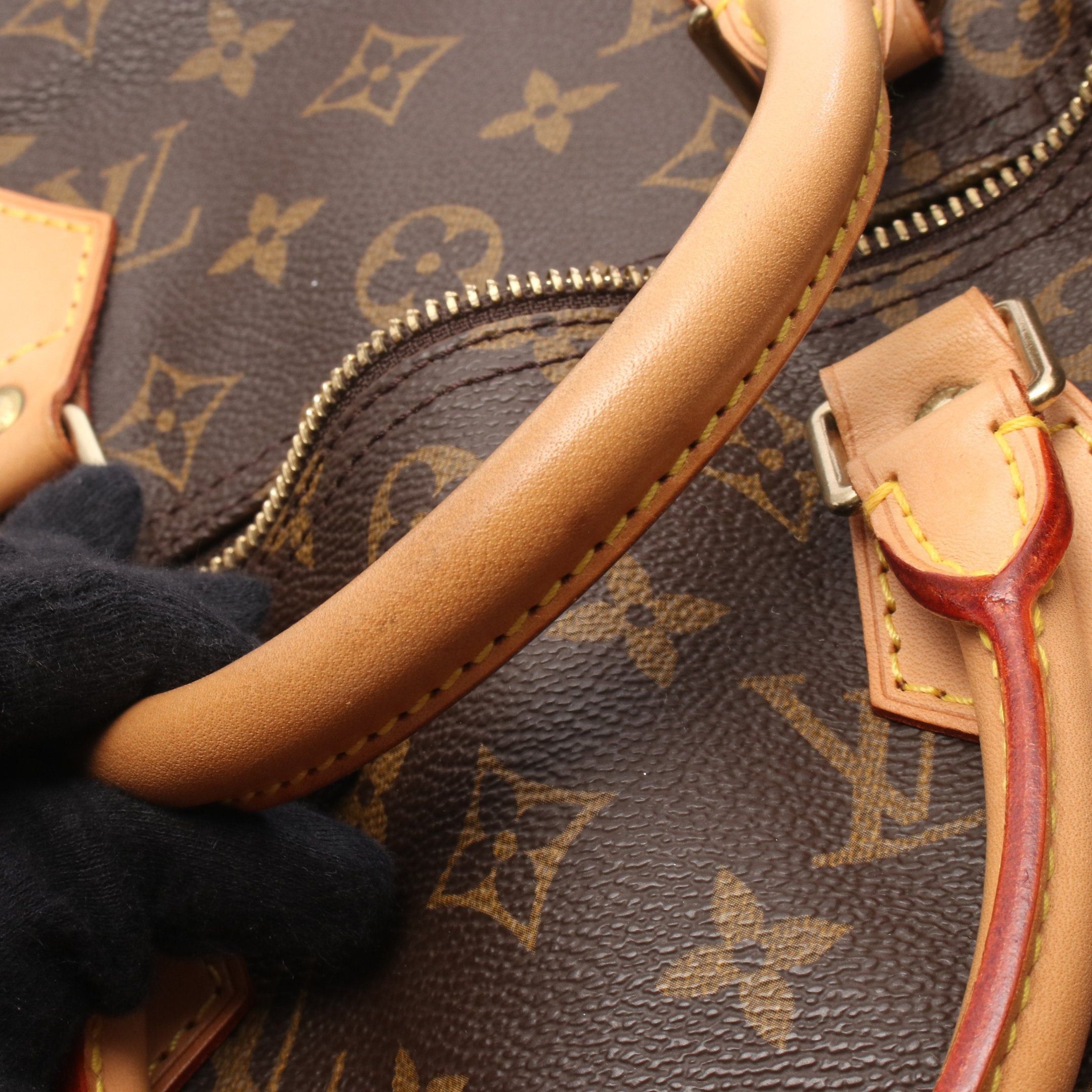 Louis Vuitton Louis Vuitton Speedy 30 Monogram Handbag Leather Brown Size ONE SIZE - 9 Thumbnail