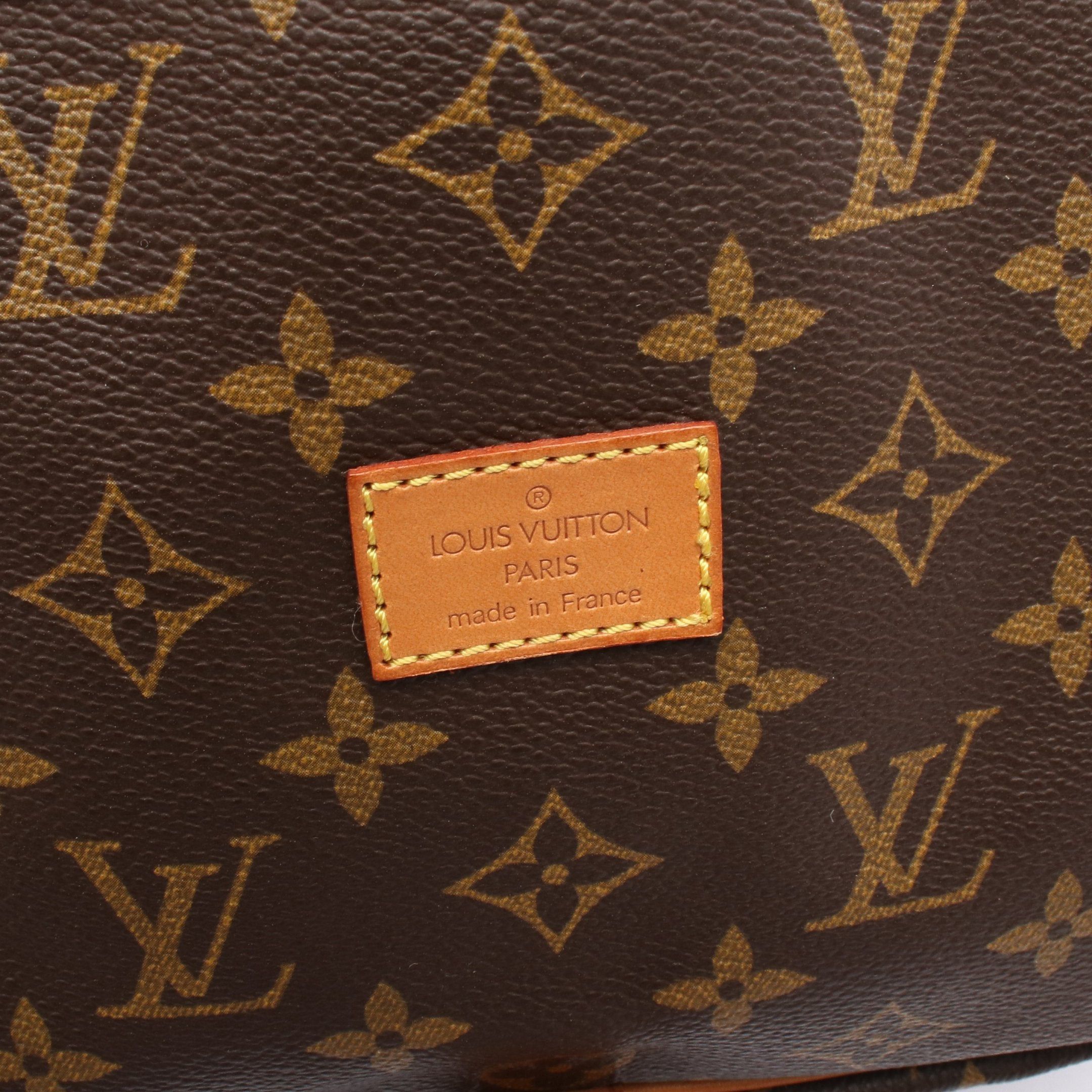 Louis Vuitton Louis Vuitton Saumur 30 Monogram Shoulder Bag Leather Brown Size ONE SIZE - 5 Thumbnail