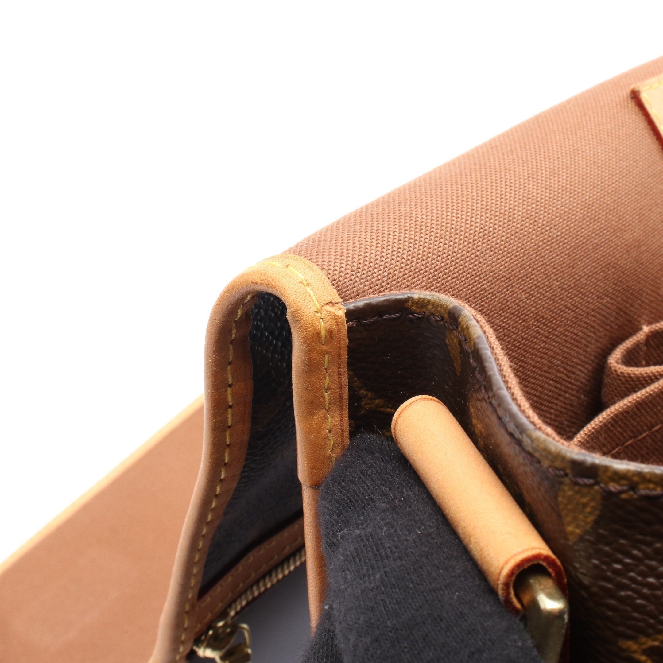 Louis Vuitton Louis Vuitton Messenger Pm Bosforo Monogram Shoulder Bag Leather Brown Size ONE SIZE - 6 Thumbnail