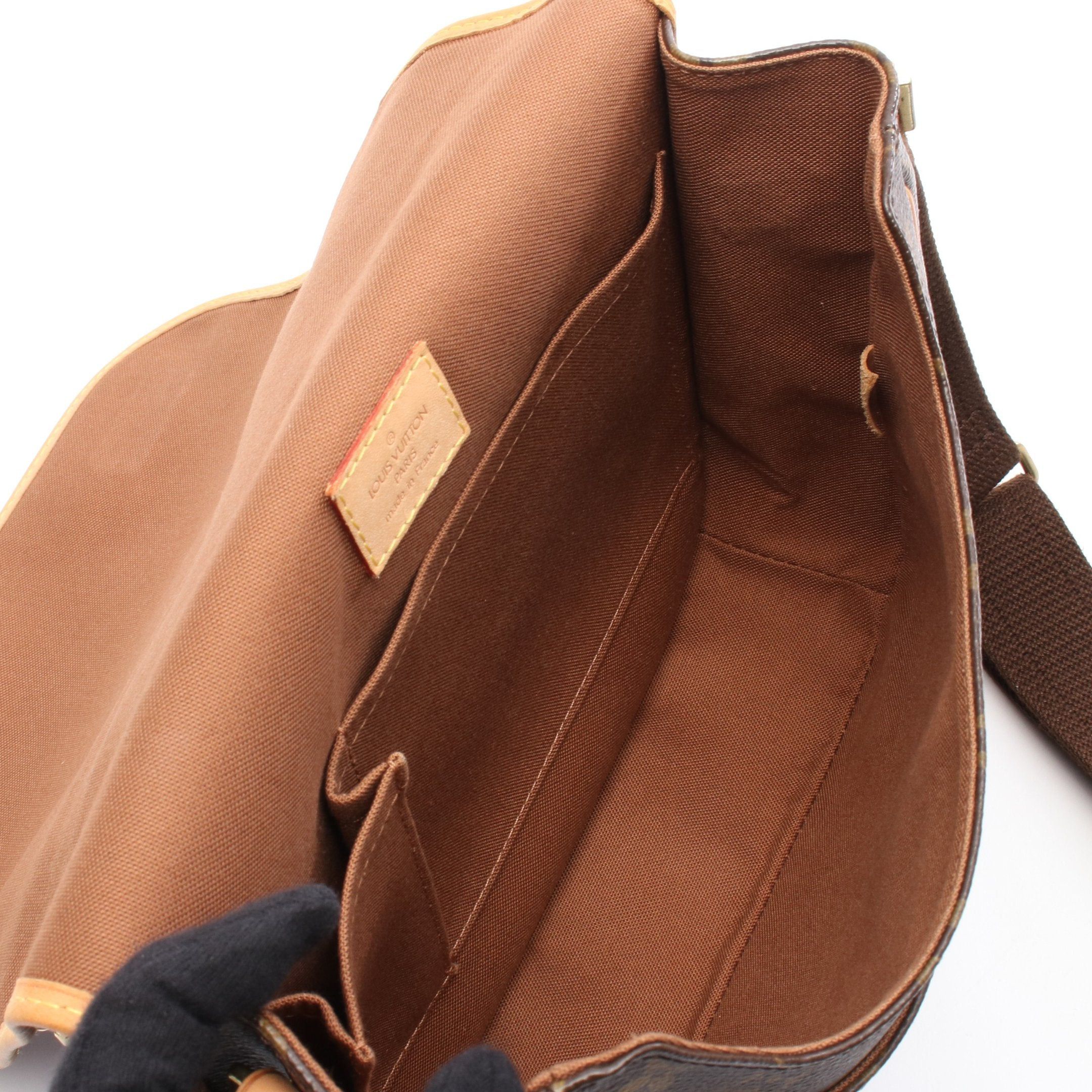 Louis Vuitton Louis Vuitton Messenger Pm Bosforo Monogram Shoulder Bag Leather Brown Size ONE SIZE - 3 Thumbnail