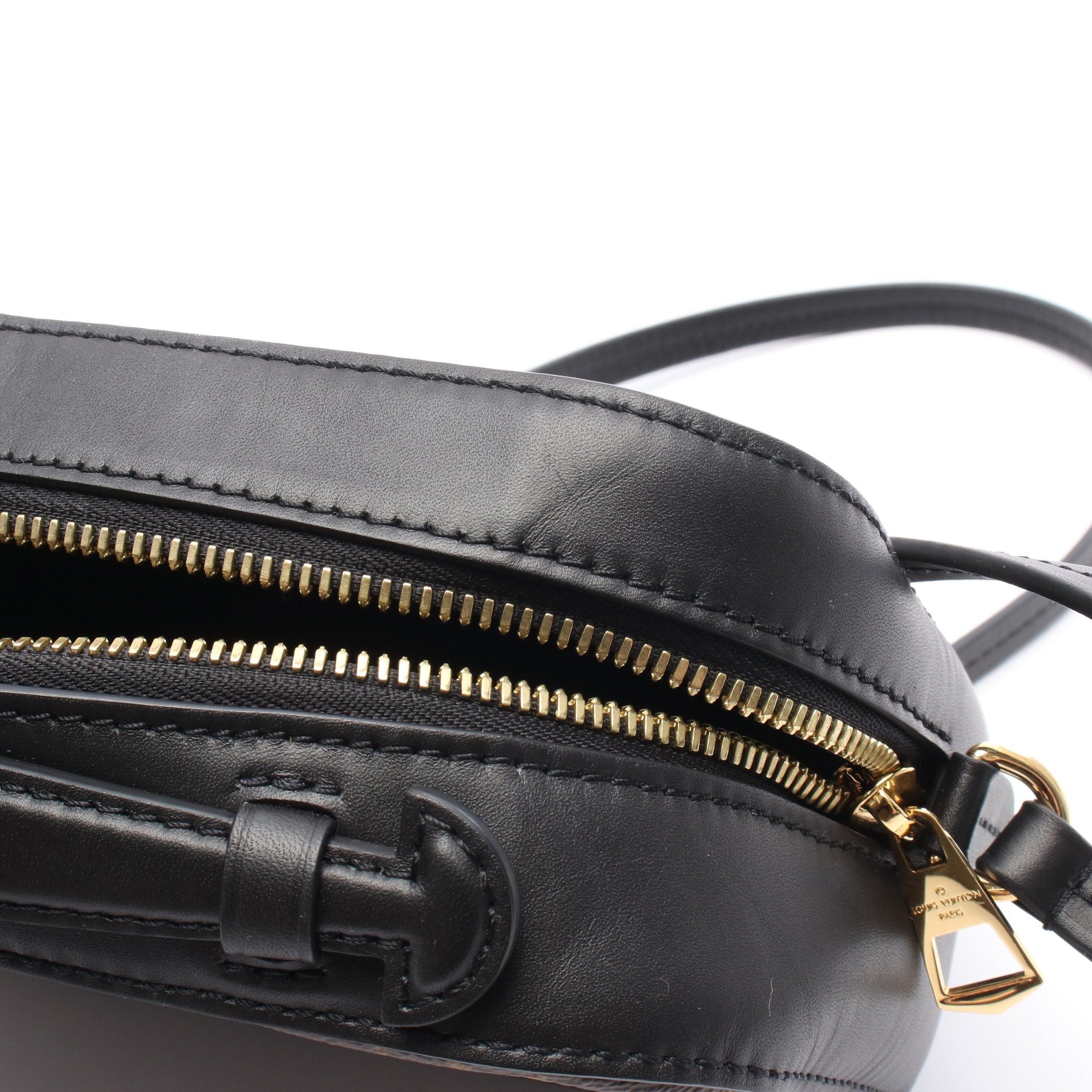 Louis Vuitton Louis Vuitton Saintonge Monogram Noir Shoulder Bag Leather Brown Black Size ONE SIZE - 8 Thumbnail