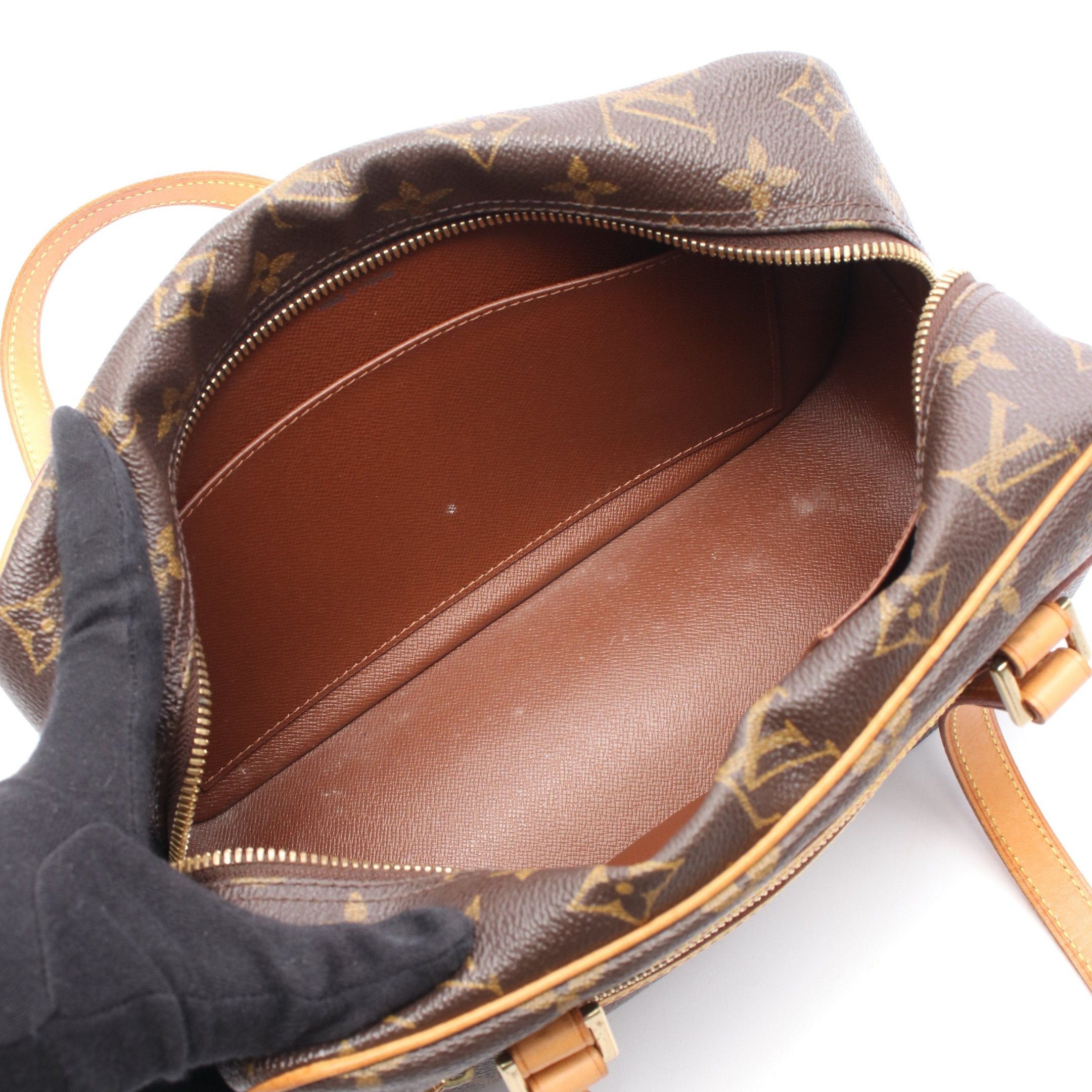 Louis Vuitton Louis Vuitton Cite Mm Monogram Shoulder Bag Leather Brown Size ONE SIZE - 3 Thumbnail