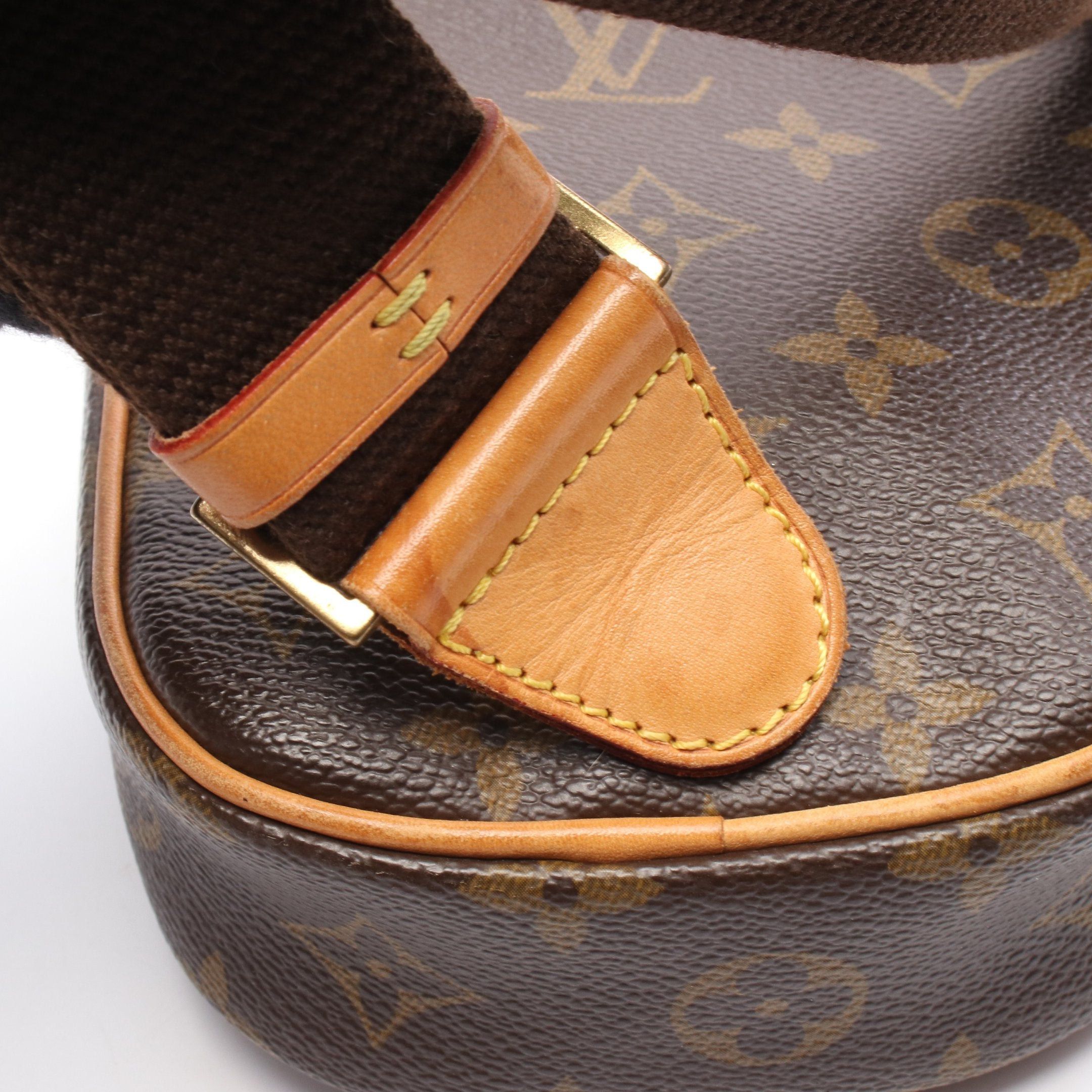 Louis Vuitton Louis Vuitton Pochette Ganju Monogram Body Bag Leather Brown Size ONE SIZE - 8 Thumbnail