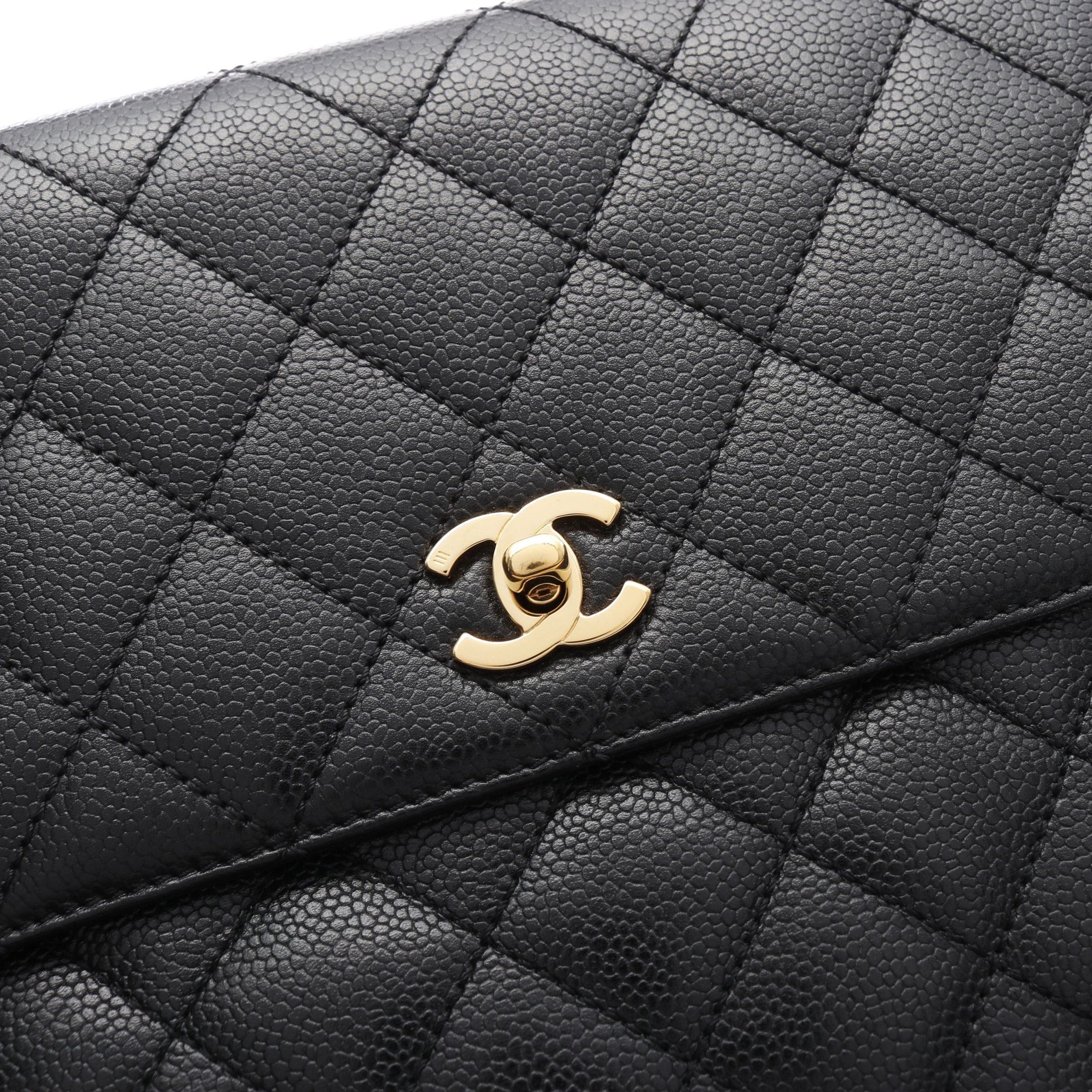 Chanel Chanel Matelasse Handbag Caviar Skin Black Gold Hardware Size ONE SIZE - 7 Thumbnail