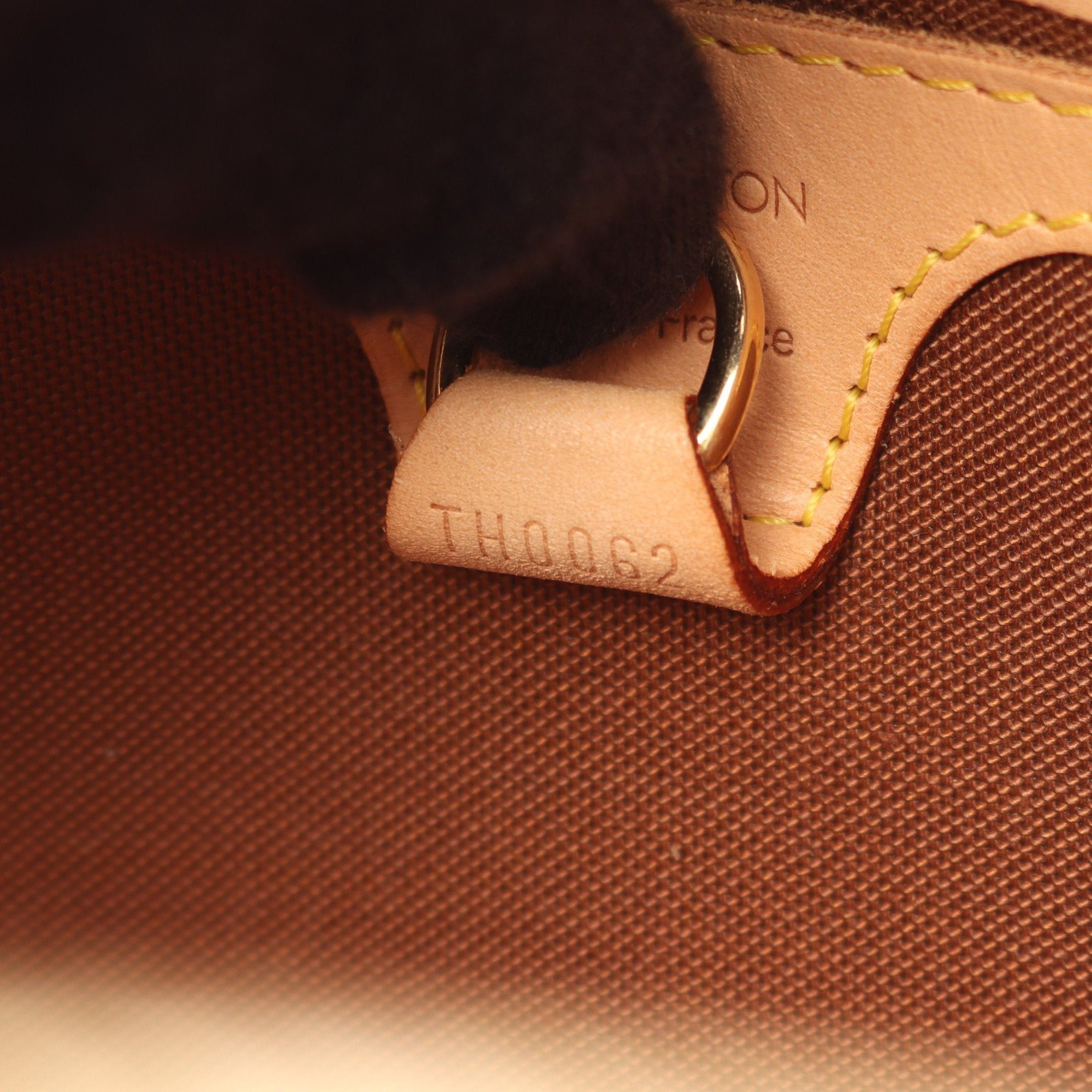 Louis Vuitton Louis Vuitton Ellipse Pm Monogram Handbag Leather Brown Size ONE SIZE - 5 Thumbnail