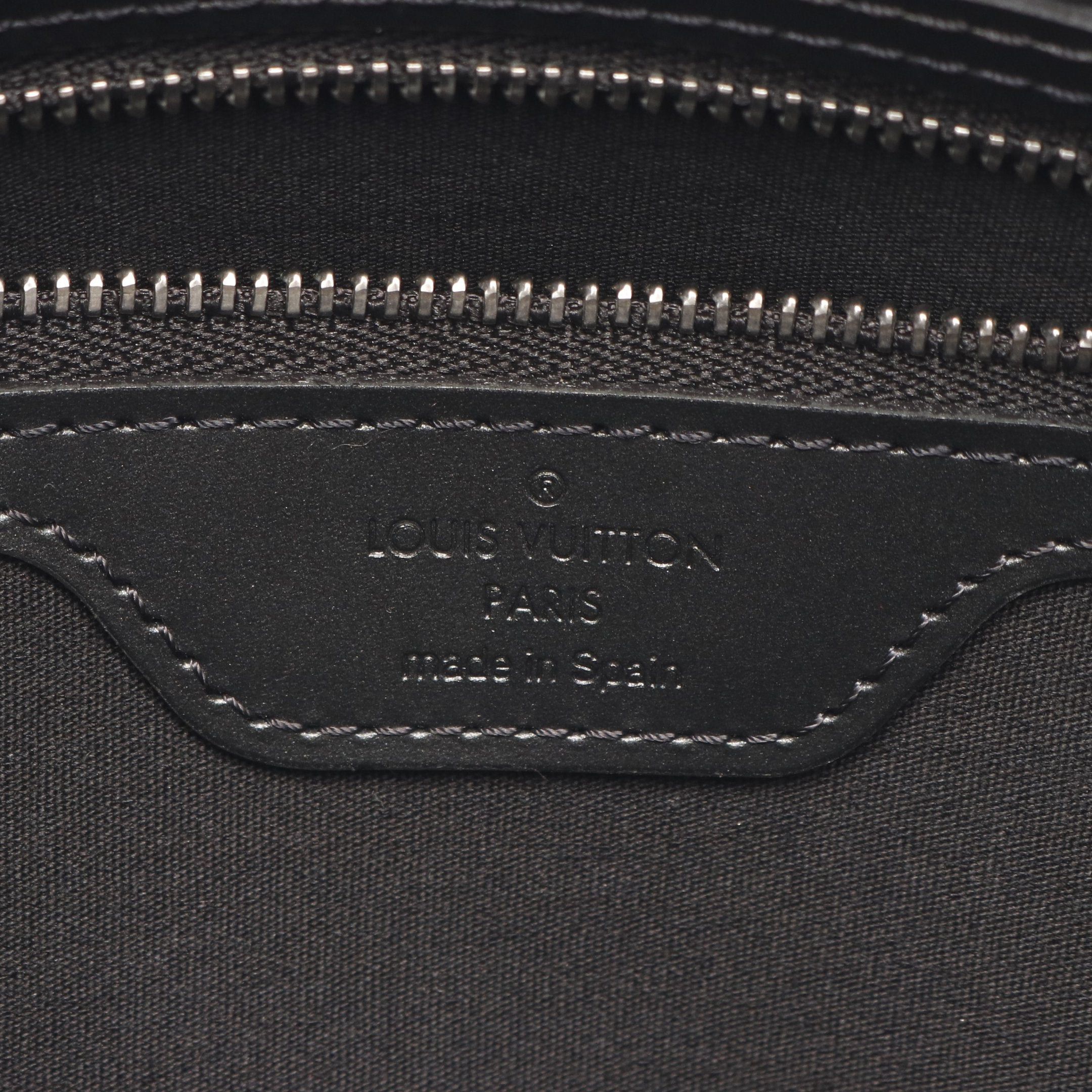 Louis Vuitton Louis Vuitton Stockton Monogram Mat Noir Handbag Leather Black Size ONE SIZE - 4 Thumbnail