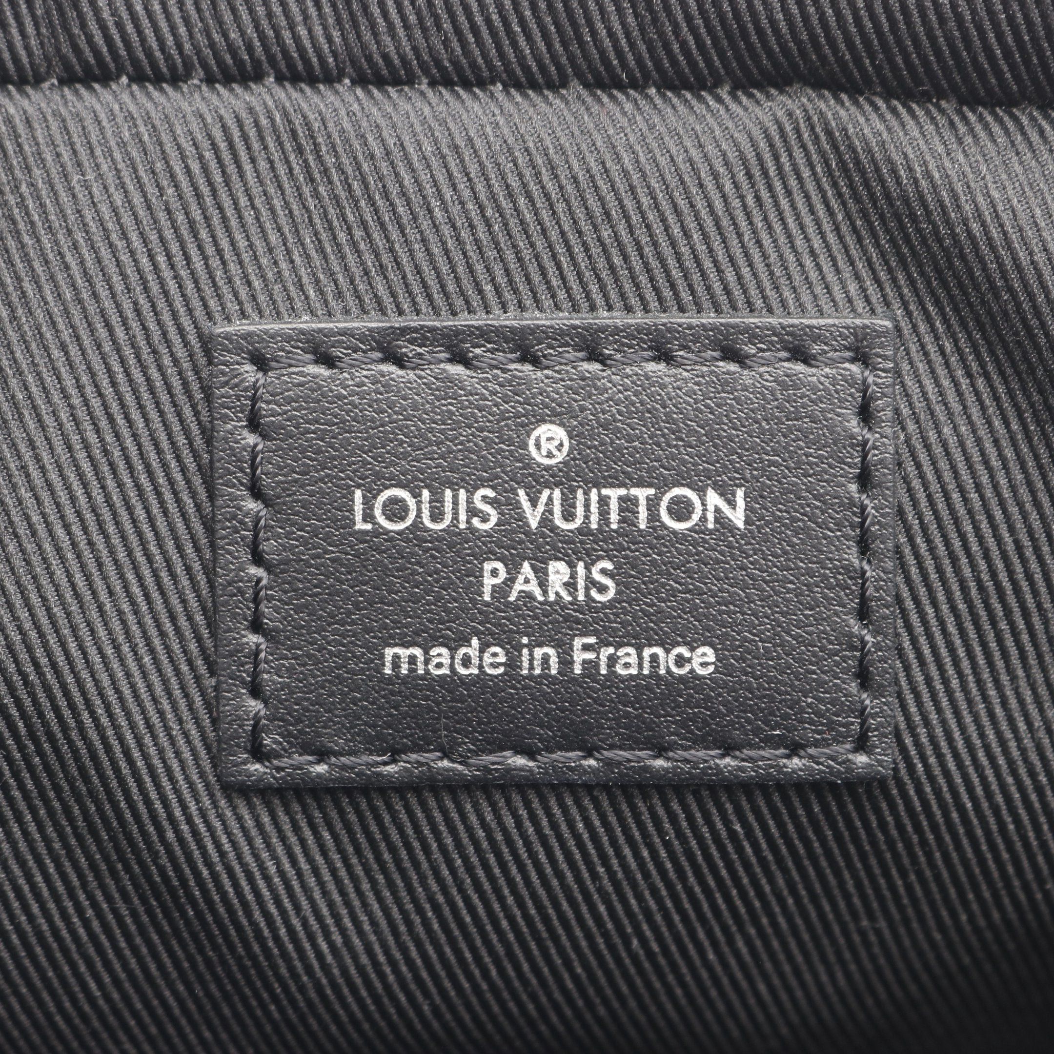 Louis Vuitton Louis Vuitton Trio Messenger Damier Graphite Shoulder Bag Leather Black Size ONE SIZE - 4 Thumbnail