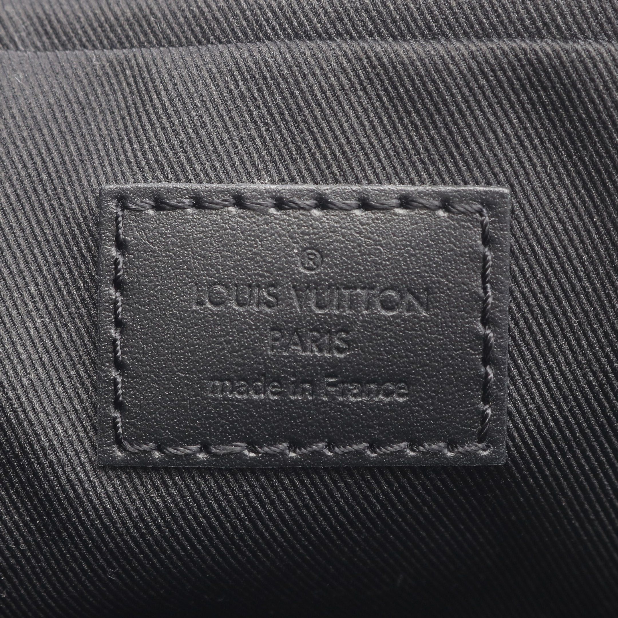 Louis Vuitton Louis Vuitton Trio Messenger Monogram Eclipse Shoulder Bag Leather Black Gray Size ONE SIZE - 4 Thumbnail