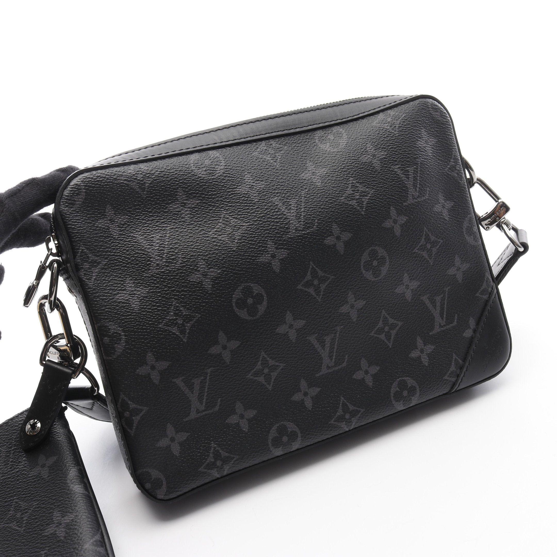 Louis Vuitton Louis Vuitton Trio Messenger Monogram Eclipse Shoulder Bag Leather Black Gray Size ONE SIZE - 5 Thumbnail