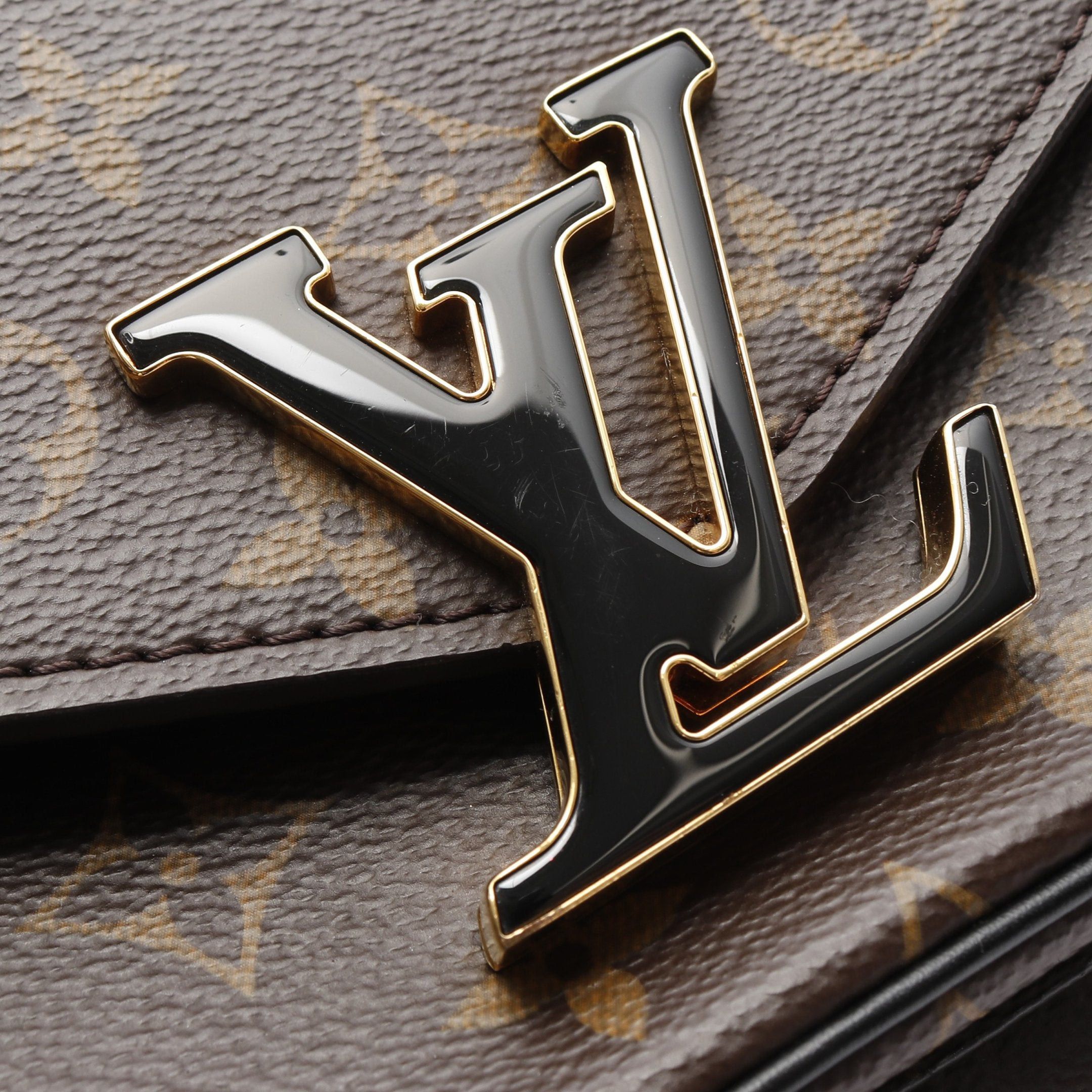 Louis Vuitton Louis Vuitton Passy Monogram Chain Shoulder Bag Leather Brown Black Size ONE SIZE - 6 Thumbnail